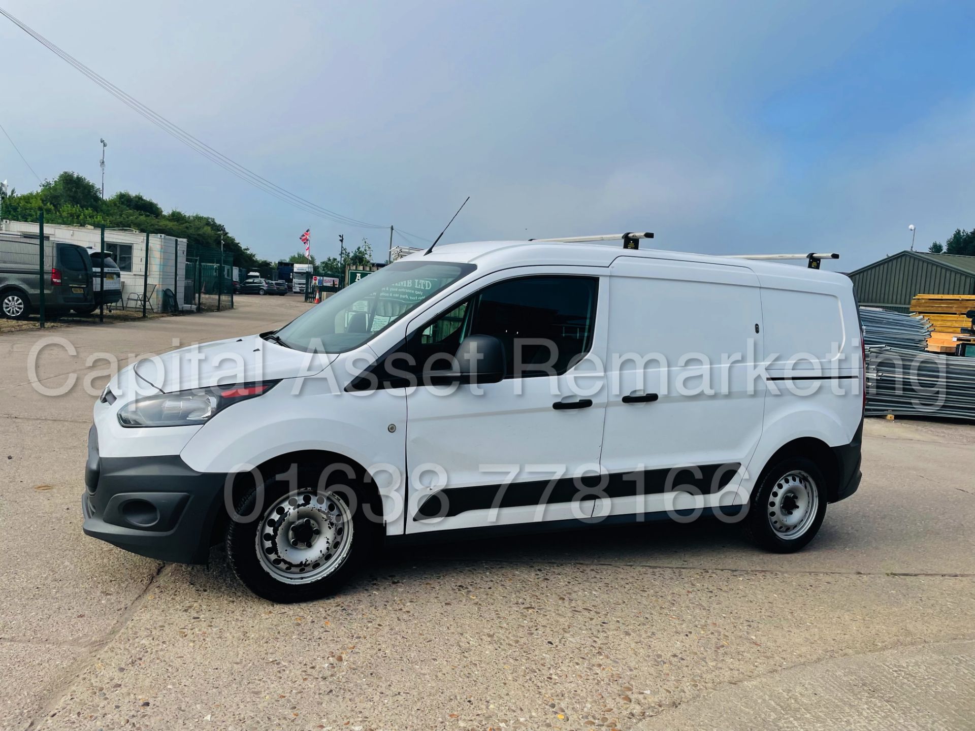 FORD TRANSIT CONNECT 240 *LWB - PANEL VAN* (2017 - EURO 6) '1.5 TDCI - 100 BHP' *U-LEZ* (NO VAT) - Image 8 of 37