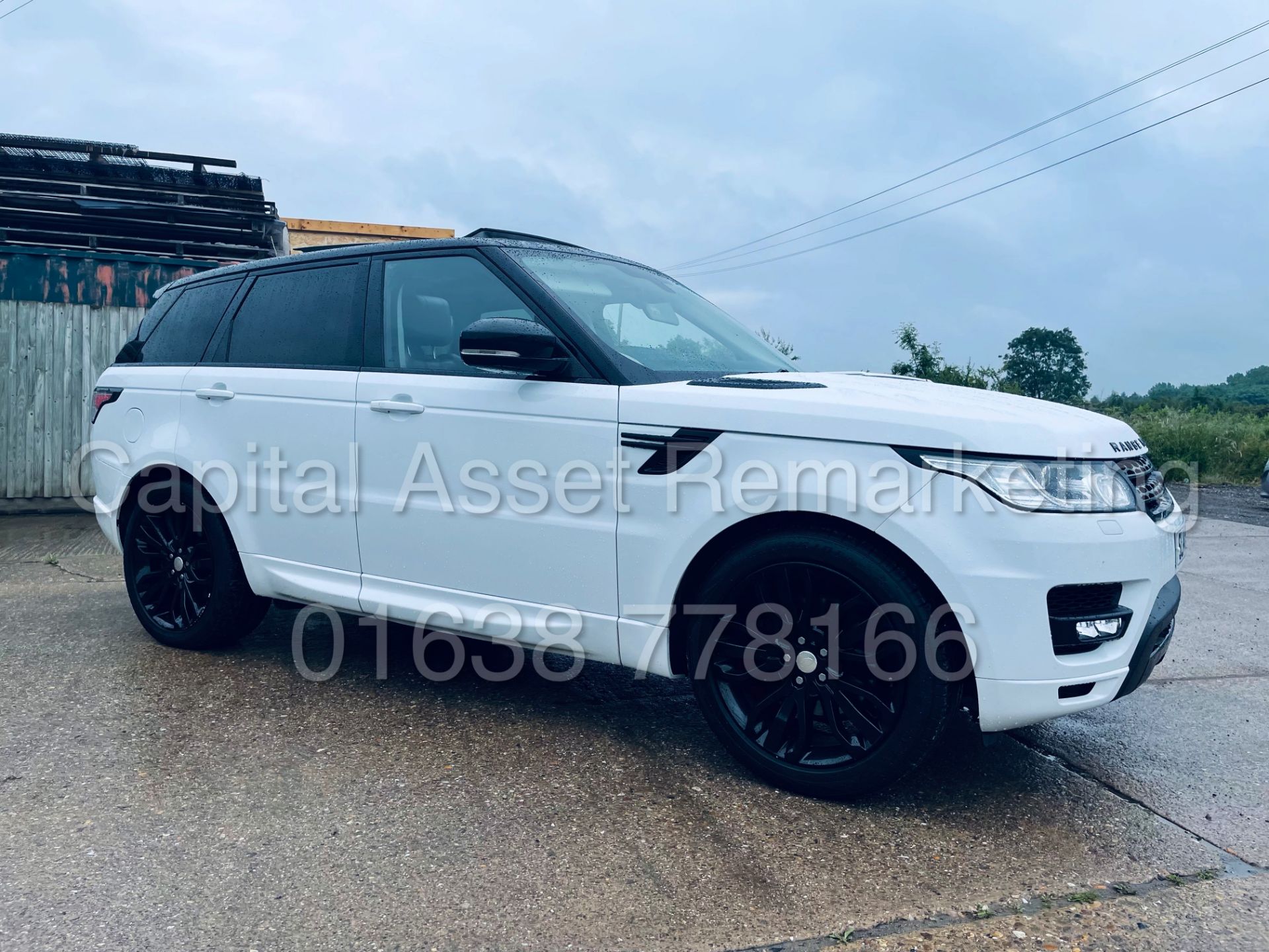 On Sale RANGE ROVER SPORT *SPECIAL EDITION* (2014) '3.0 TDV6 - AUTO' *SAT NAV & PAN ROOF* (TOP SPEC) - Image 11 of 54