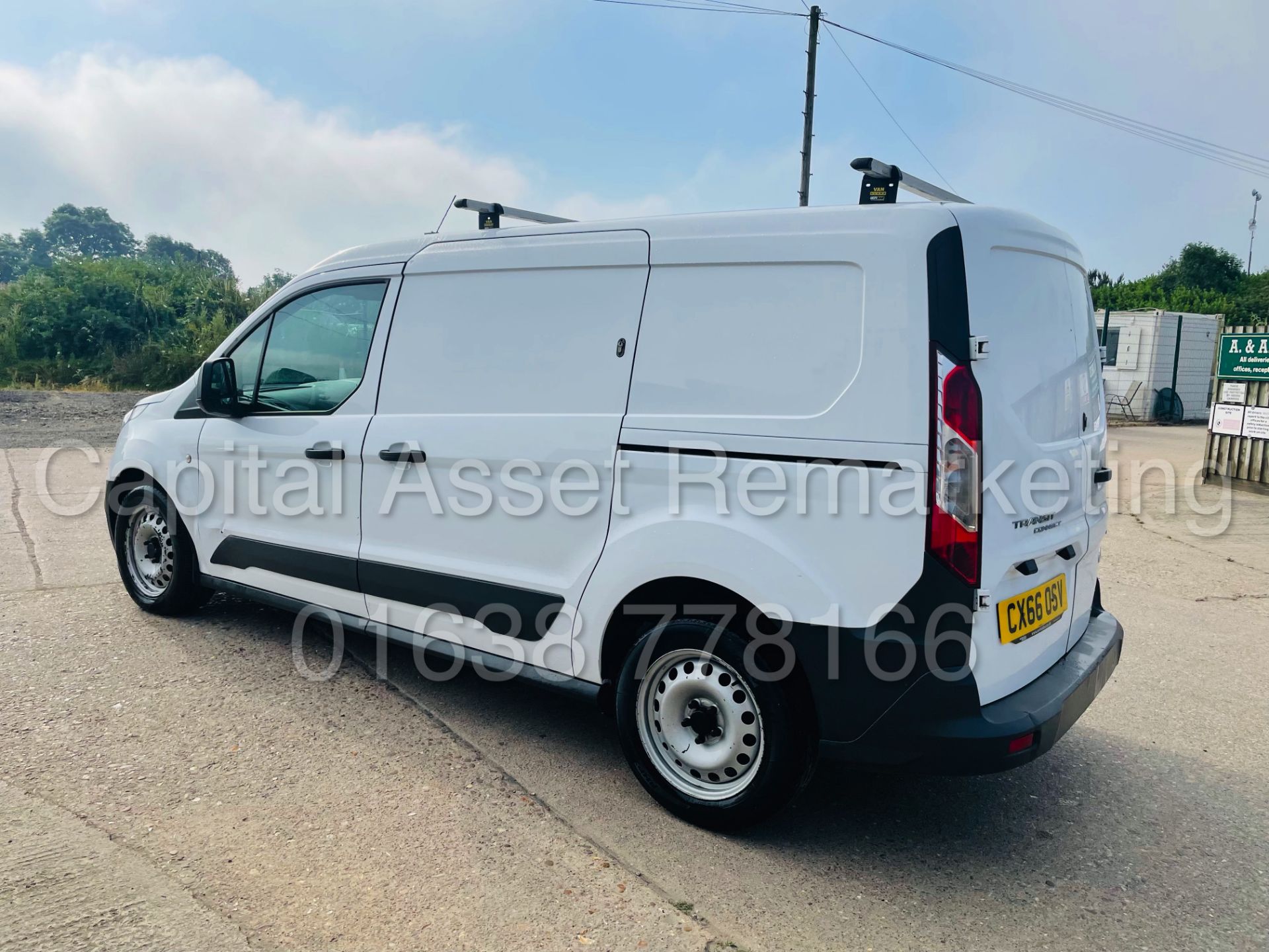 FORD TRANSIT CONNECT 240 *LWB - PANEL VAN* (2017 - EURO 6) '1.5 TDCI - 100 BHP' *U-LEZ* (NO VAT) - Image 9 of 37