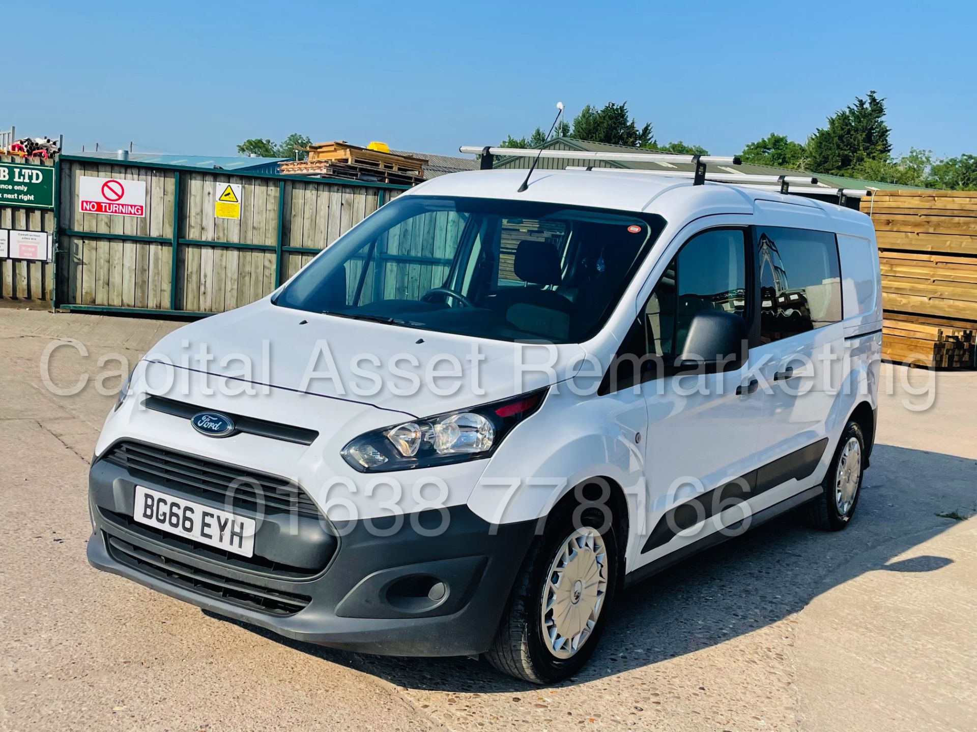 FORD TRANSIT CONNECT 230 *LWB - 5 SEATER CREW VAN* (2017 - EURO 6) '1.5 TDCI - 100 BHP' **NO VAT** - Image 5 of 45