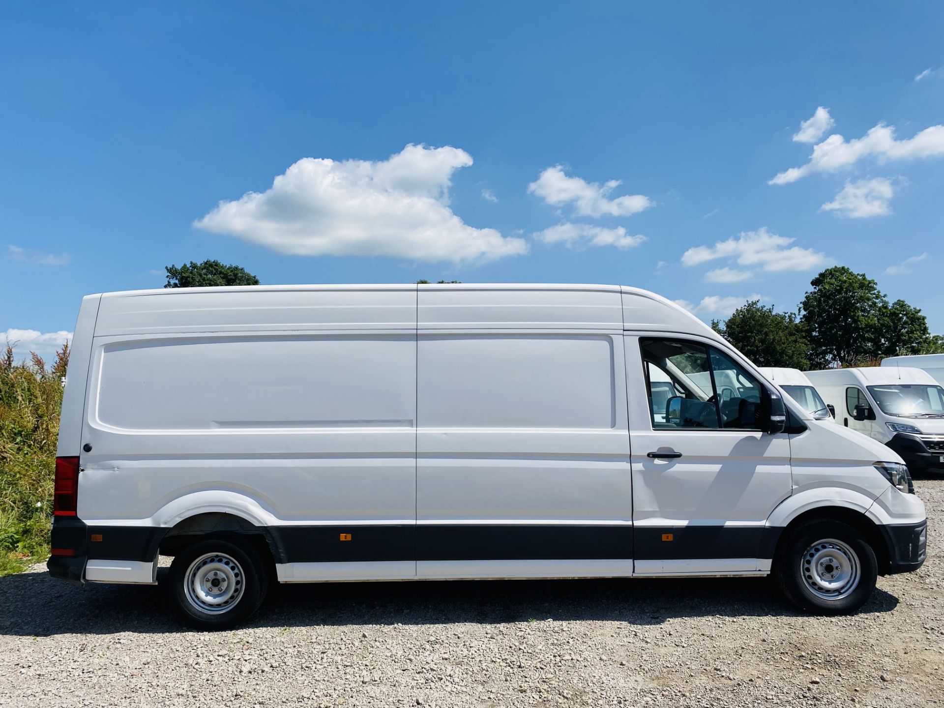 ON SALE VOLKSWAGEN CRAFTER CR35 2.0TDI "LWB" "TRENDLINE" 2019 MODEL - 1 KEEPER - 98K MILES - LOOK!! - Image 2 of 13