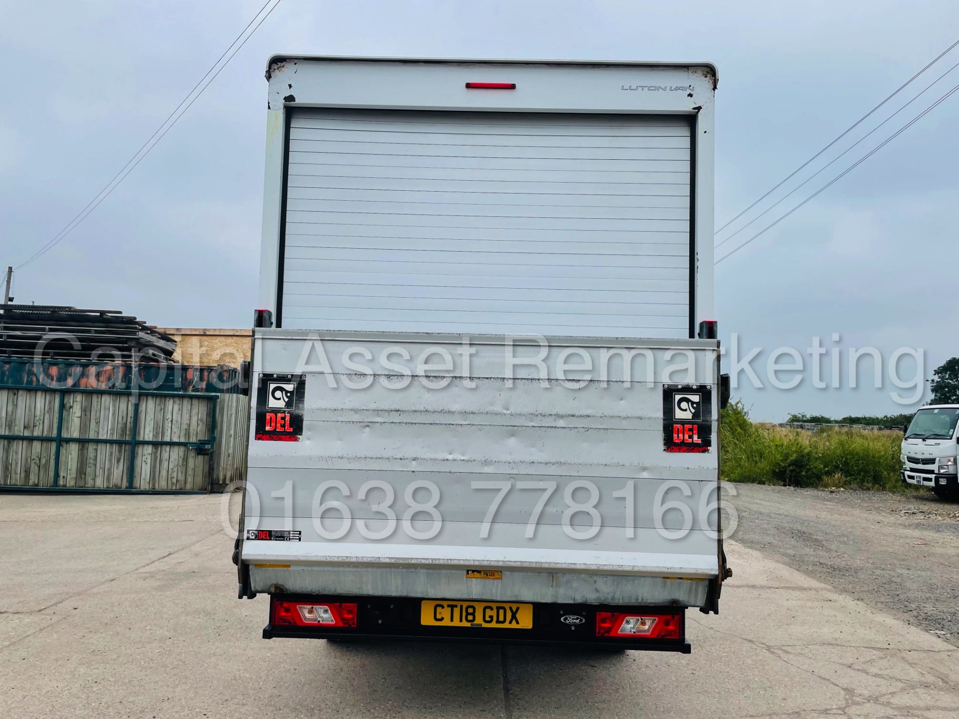 FORD TRANSIT T350 *LWB -LUTON / BOX VAN* (2018 - EURO 6) '2.0 TDCI - 130 BHP - 6 SPEED' *TAIL-LIFT* - Image 11 of 45