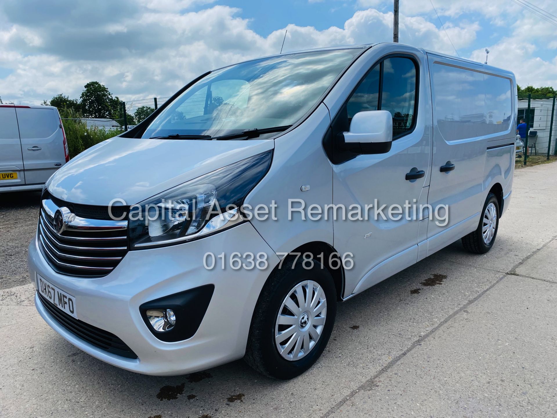 VAUXHALL VIVARO "SPORTIVE" CDTI 92018 MODEL) 1 OWNER FSH - AC - ELEC PACK - CRUISE - SILVER - Image 5 of 25