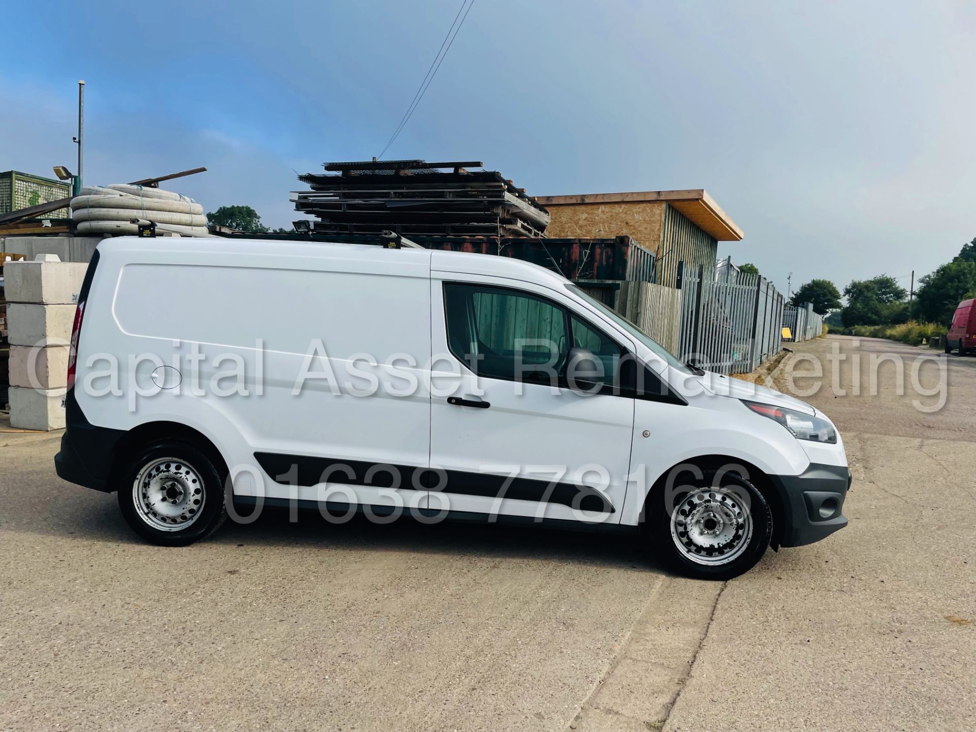 FORD TRANSIT CONNECT 240 *LWB - PANEL VAN* (2017 - EURO 6) '1.5 TDCI - 100 BHP' *U-LEZ* (NO VAT) - Image 14 of 37