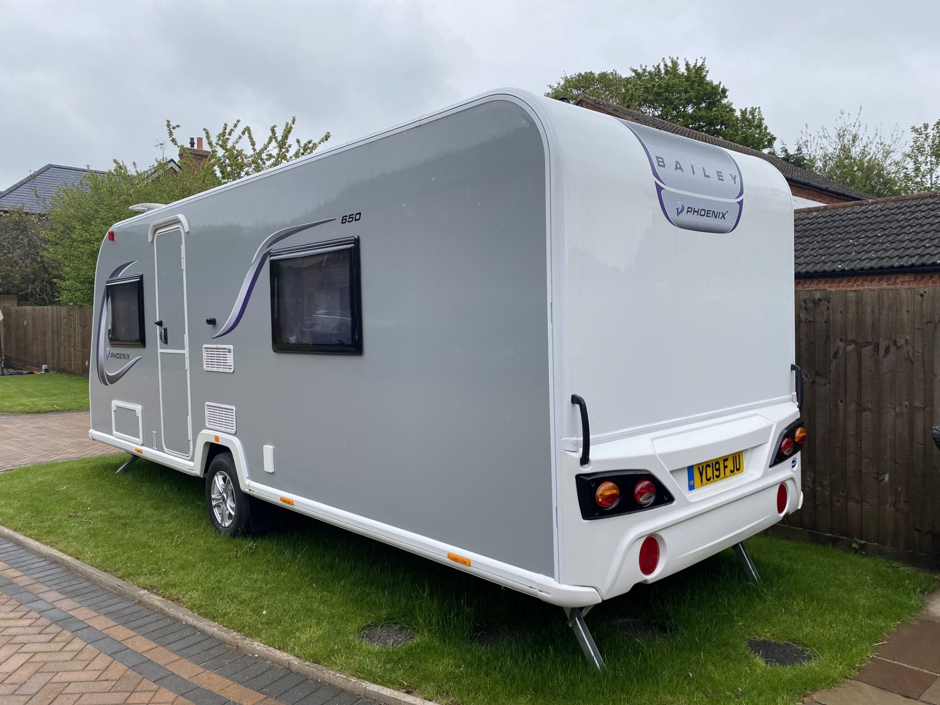 BAILEY PHOENIX 650 "5 BERTH TOURING CARAVAN "2021 UNUSED" - ALLOYS - TOP SPEC - LOOK!! - Image 3 of 24