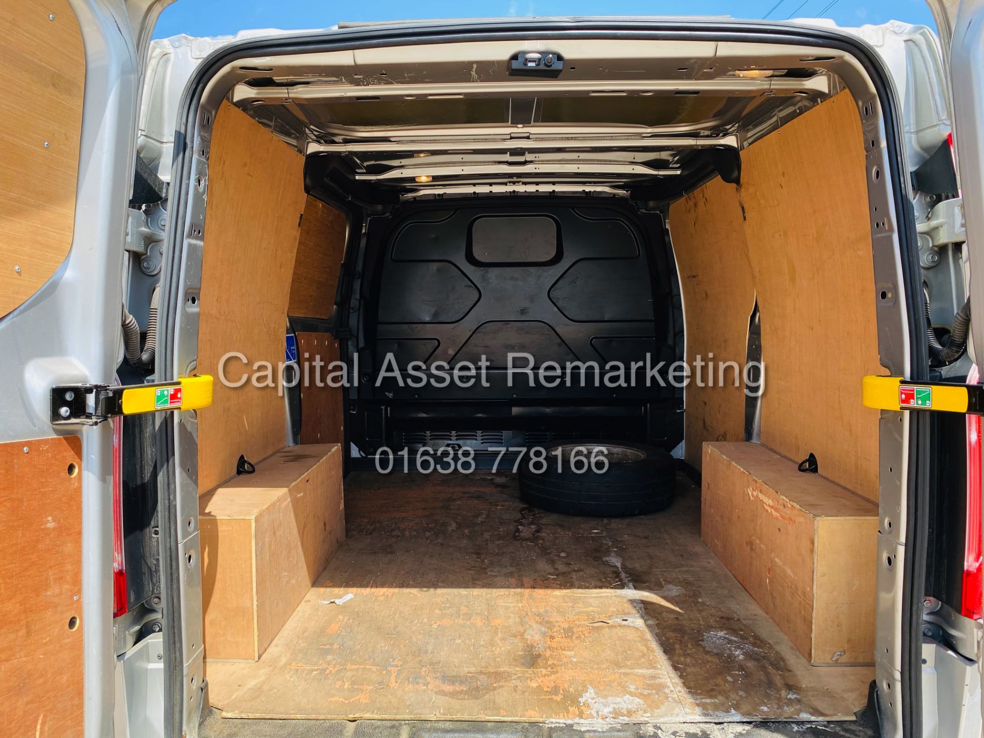 FORD TRANSIT CUSTOM 2.0TDCI "LIMITED 300" (19 REG) 1 OWNER - AC - CRUISE - ELE PACK - ALLOYS - Image 22 of 22