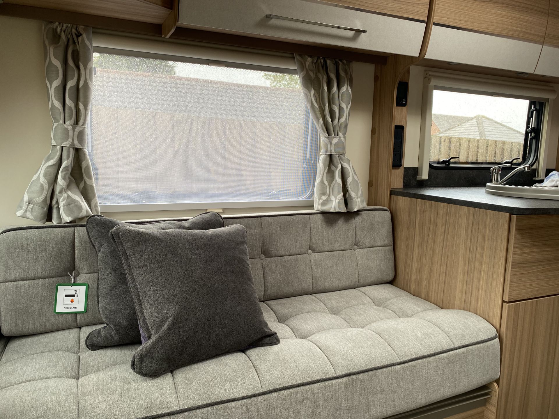 BAILEY PHOENIX 650 "5 BERTH TOURING CARAVAN "2021 UNUSED" - ALLOYS - TOP SPEC - LOOK!! - Image 20 of 24