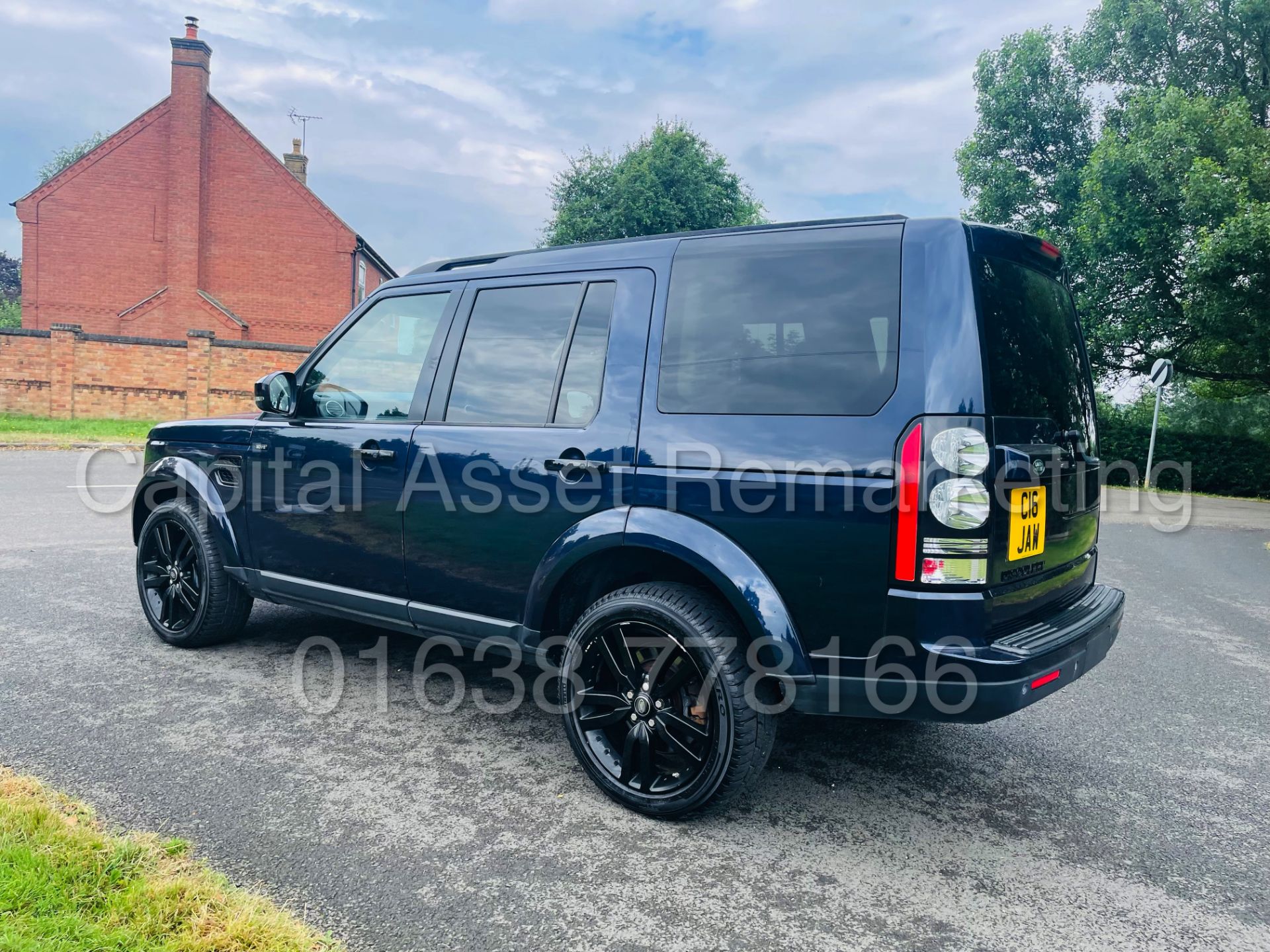 LAND ROVER DISCOVERY 4 *HSE* 7 SEATER SUV (2014 - NEW MODEL) '3.0 SDV6 - 255 BHP - 8 SPEED AUTO' - Bild 9 aus 61