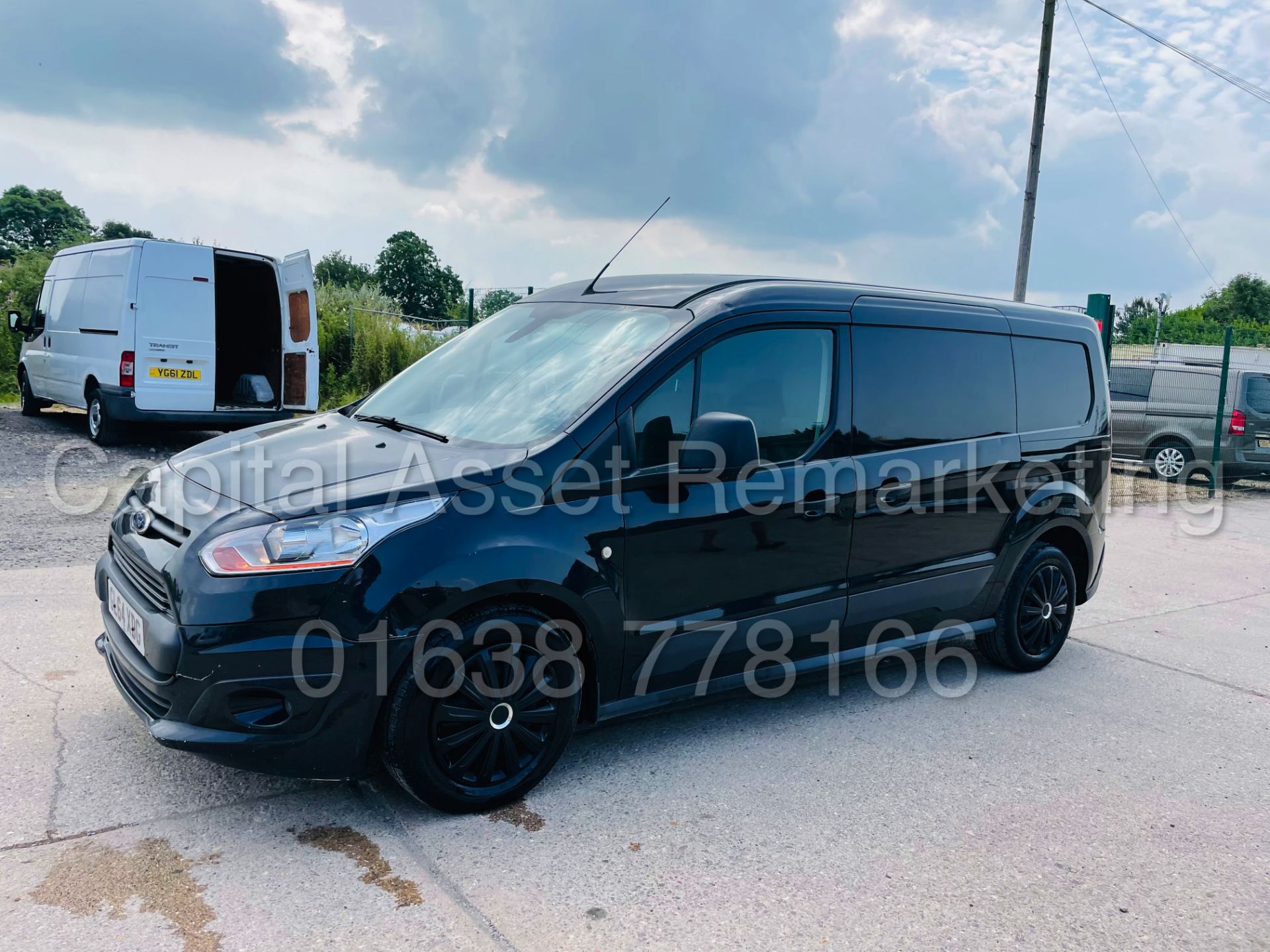 (On Sale) FORD TRANSIT CONNECT *TREND* 210 *LWB - PANEL VAN* (2015) '1.6 TDCI - 100 BHP' (NO VAT) - Image 7 of 39