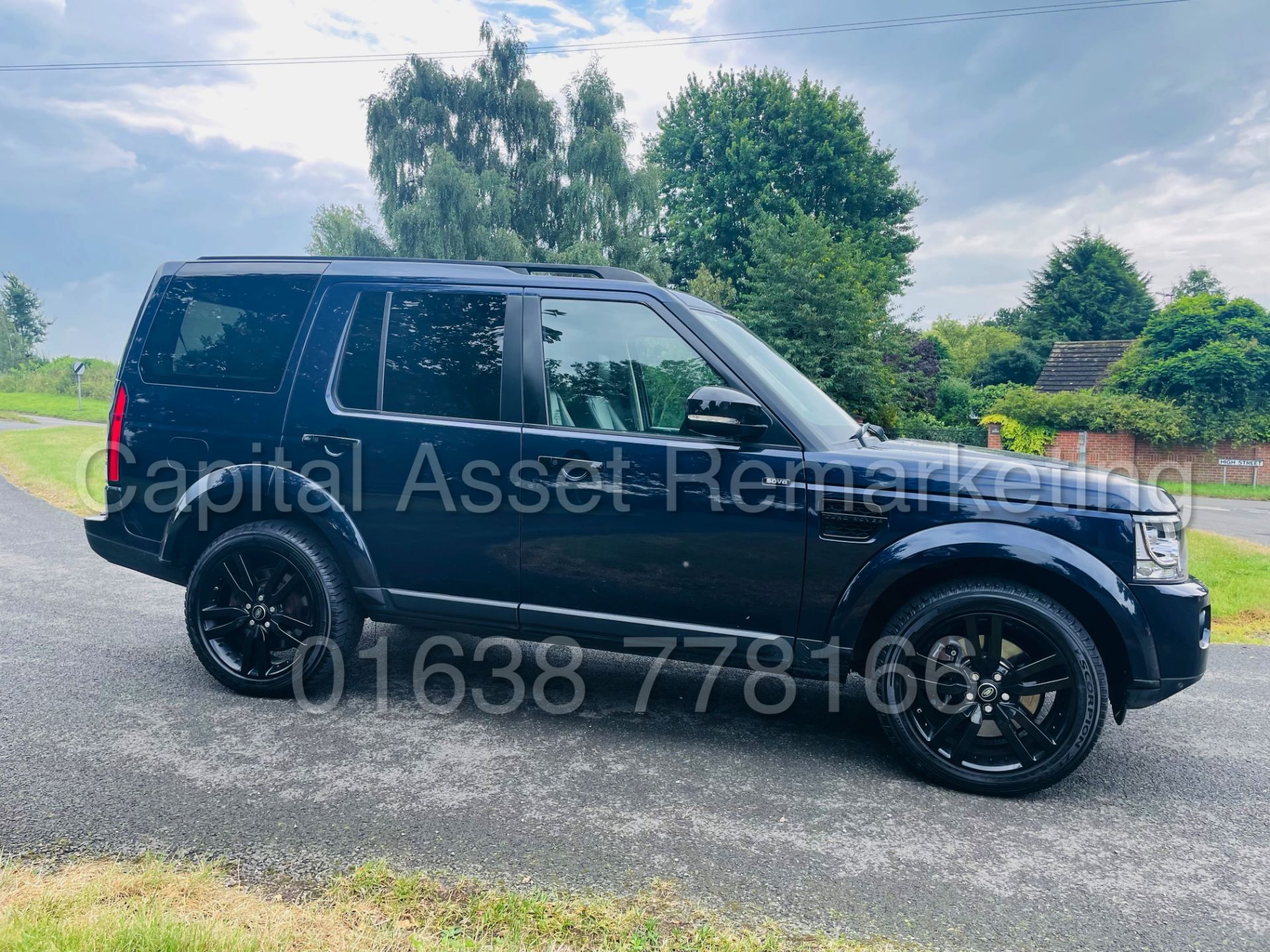 LAND ROVER DISCOVERY 4 *HSE* 7 SEATER SUV (2014 - NEW MODEL) '3.0 SDV6 - 255 BHP - 8 SPEED AUTO' - Bild 14 aus 61