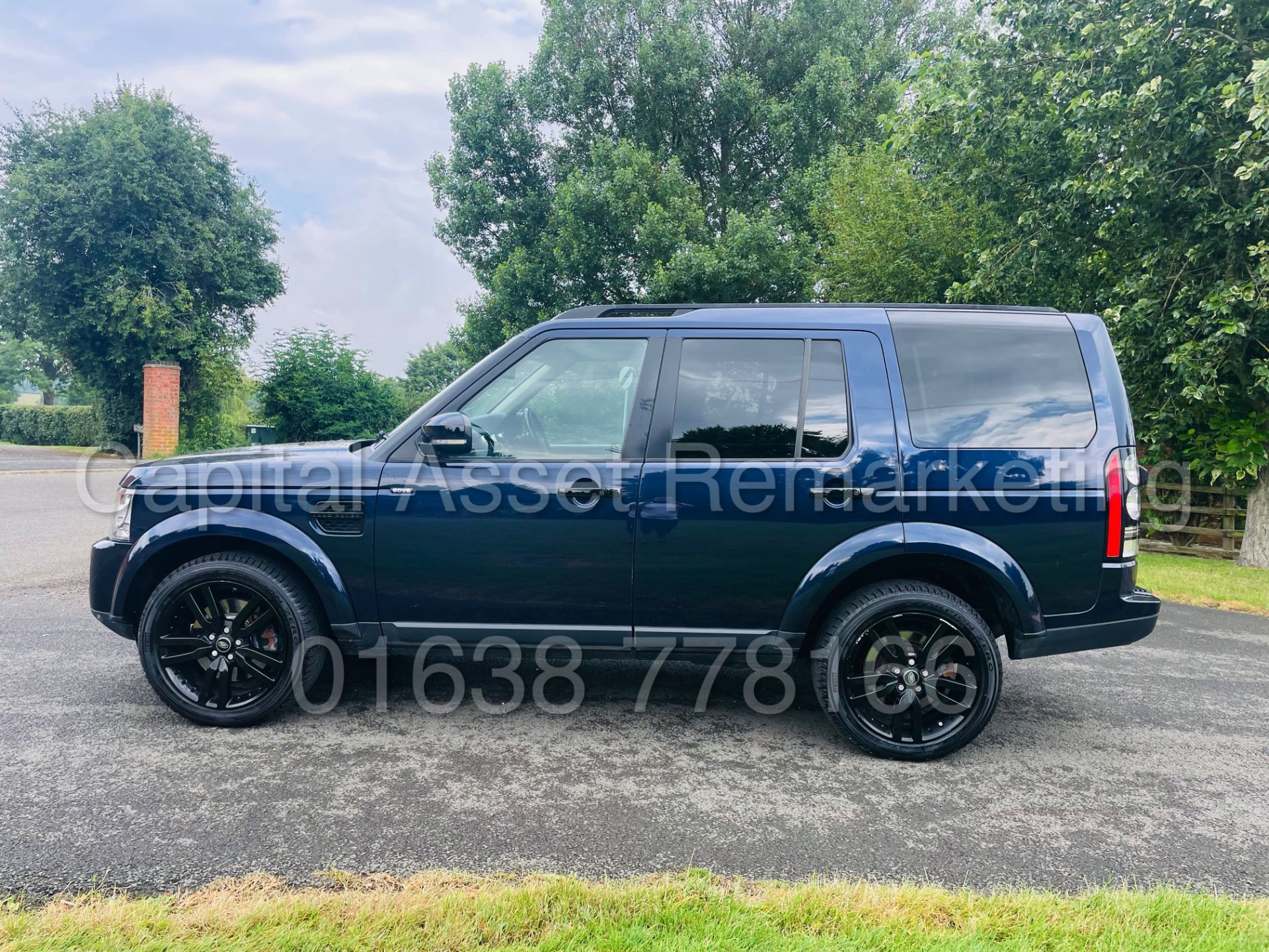 LAND ROVER DISCOVERY 4 *HSE* 7 SEATER SUV (2014 - NEW MODEL) '3.0 SDV6 - 255 BHP - 8 SPEED AUTO' - Image 8 of 61