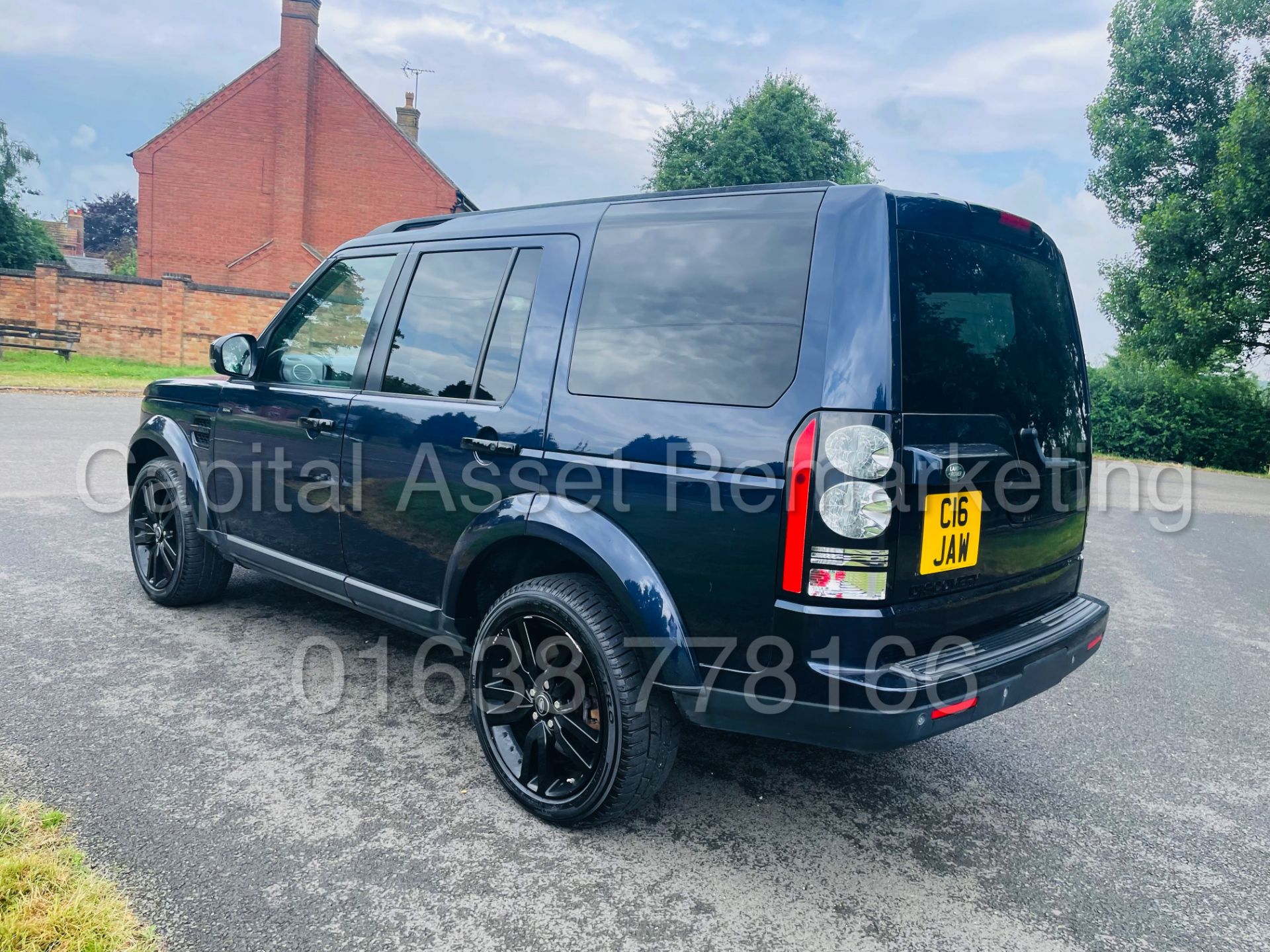 LAND ROVER DISCOVERY 4 *HSE* 7 SEATER SUV (2014 - NEW MODEL) '3.0 SDV6 - 255 BHP - 8 SPEED AUTO' - Image 10 of 61