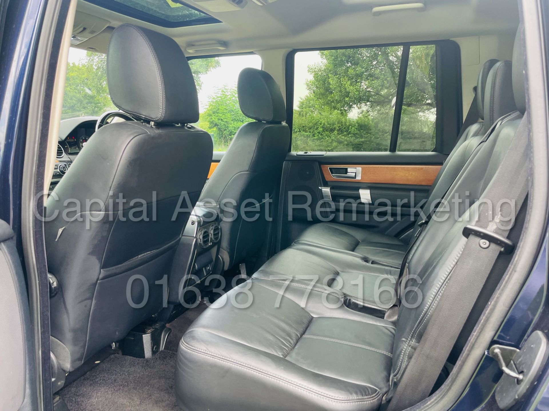 LAND ROVER DISCOVERY 4 *HSE* 7 SEATER SUV (2014 - NEW MODEL) '3.0 SDV6 - 255 BHP - 8 SPEED AUTO' - Bild 27 aus 61