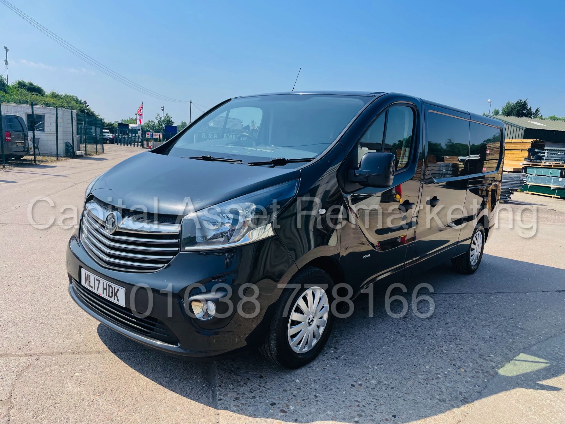 (On Sale) VAUXHALL VIVARO 2900 *SPORTIVE* LWB-PANEL VAN (2017 -EURO 6) '1.6 CDTI - STOP/START' *A/C* - Image 2 of 41