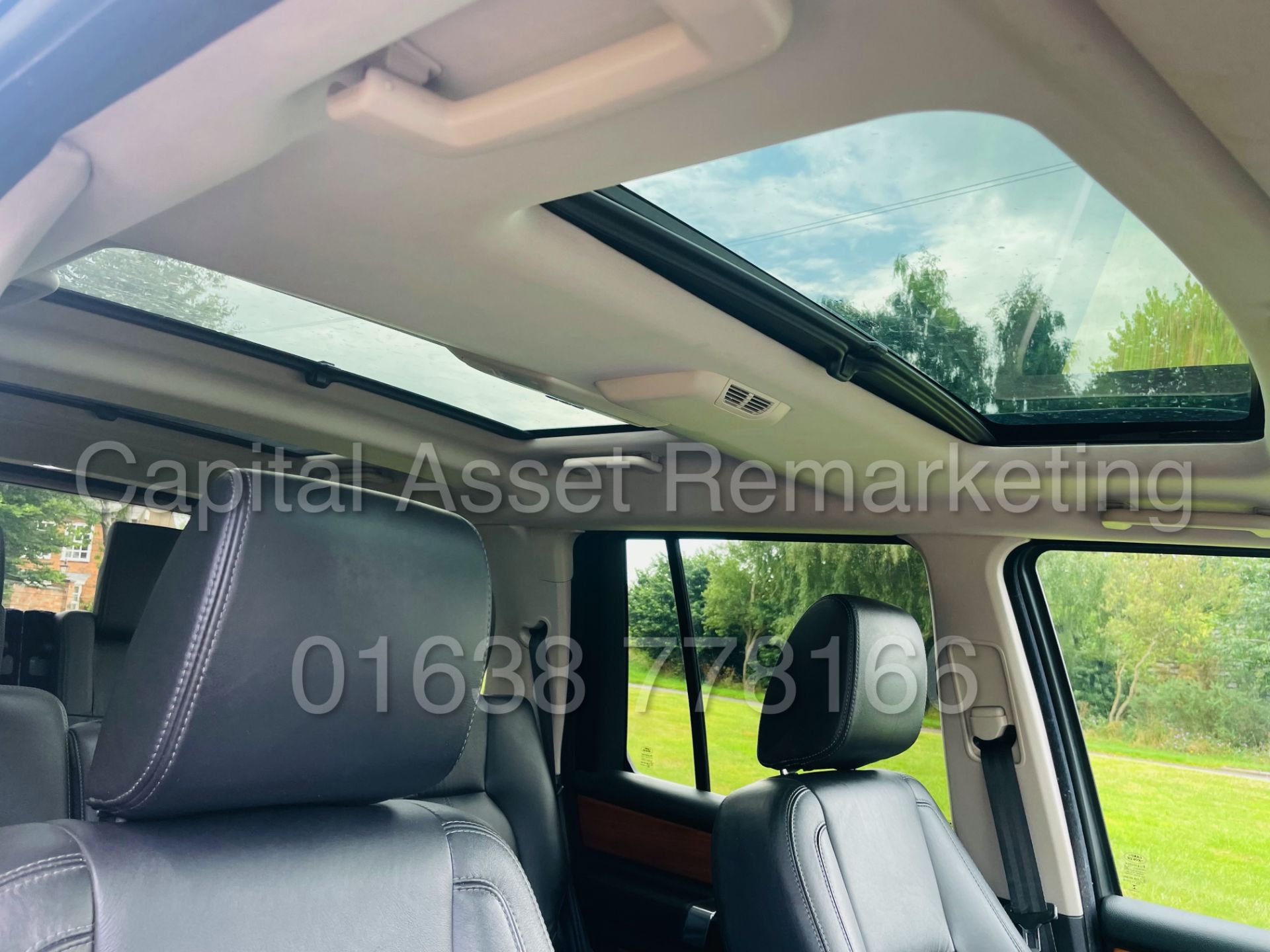 LAND ROVER DISCOVERY 4 *HSE* 7 SEATER SUV (2014 - NEW MODEL) '3.0 SDV6 - 255 BHP - 8 SPEED AUTO' - Bild 49 aus 61