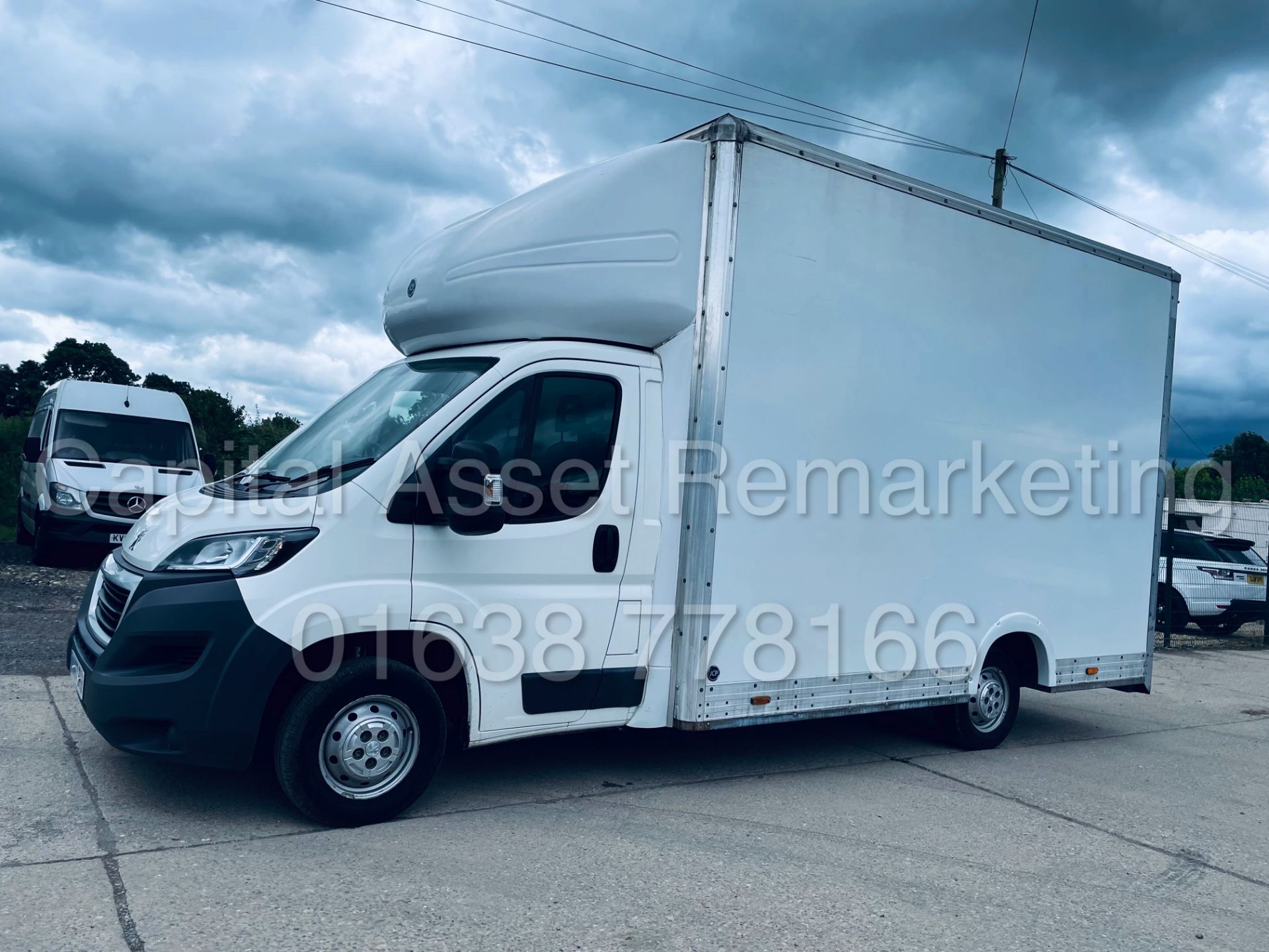 PEUGEOT BOXER *LWB - LOW LOADER / LUTON BOX VAN* (2018 - EURO 6) '2.0 BLUE HDI - 6 SPEED' *U-LEZ*