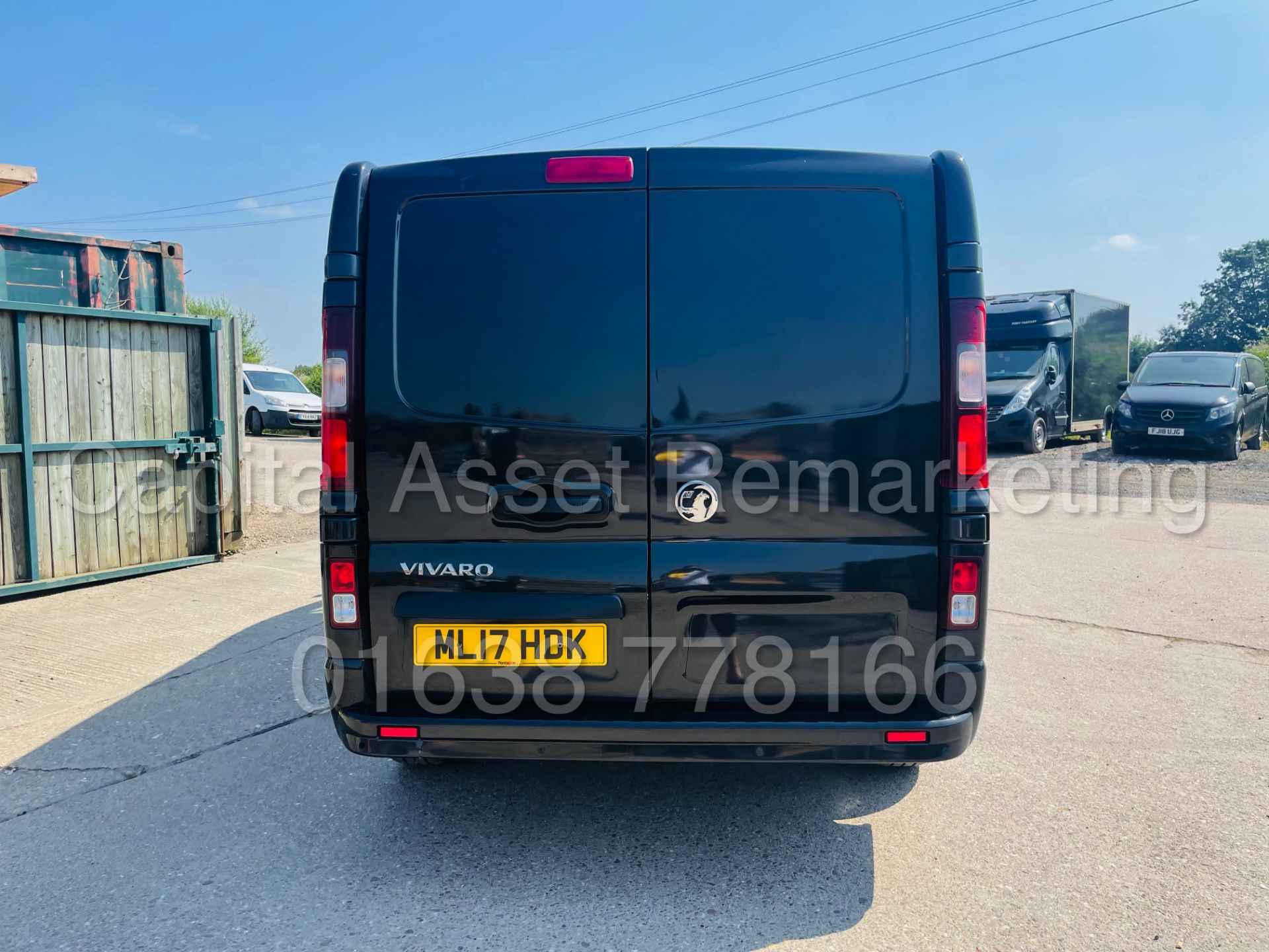 (On Sale) VAUXHALL VIVARO 2900 *SPORTIVE* LWB-PANEL VAN (2017 -EURO 6) '1.6 CDTI - STOP/START' *A/C* - Image 8 of 41