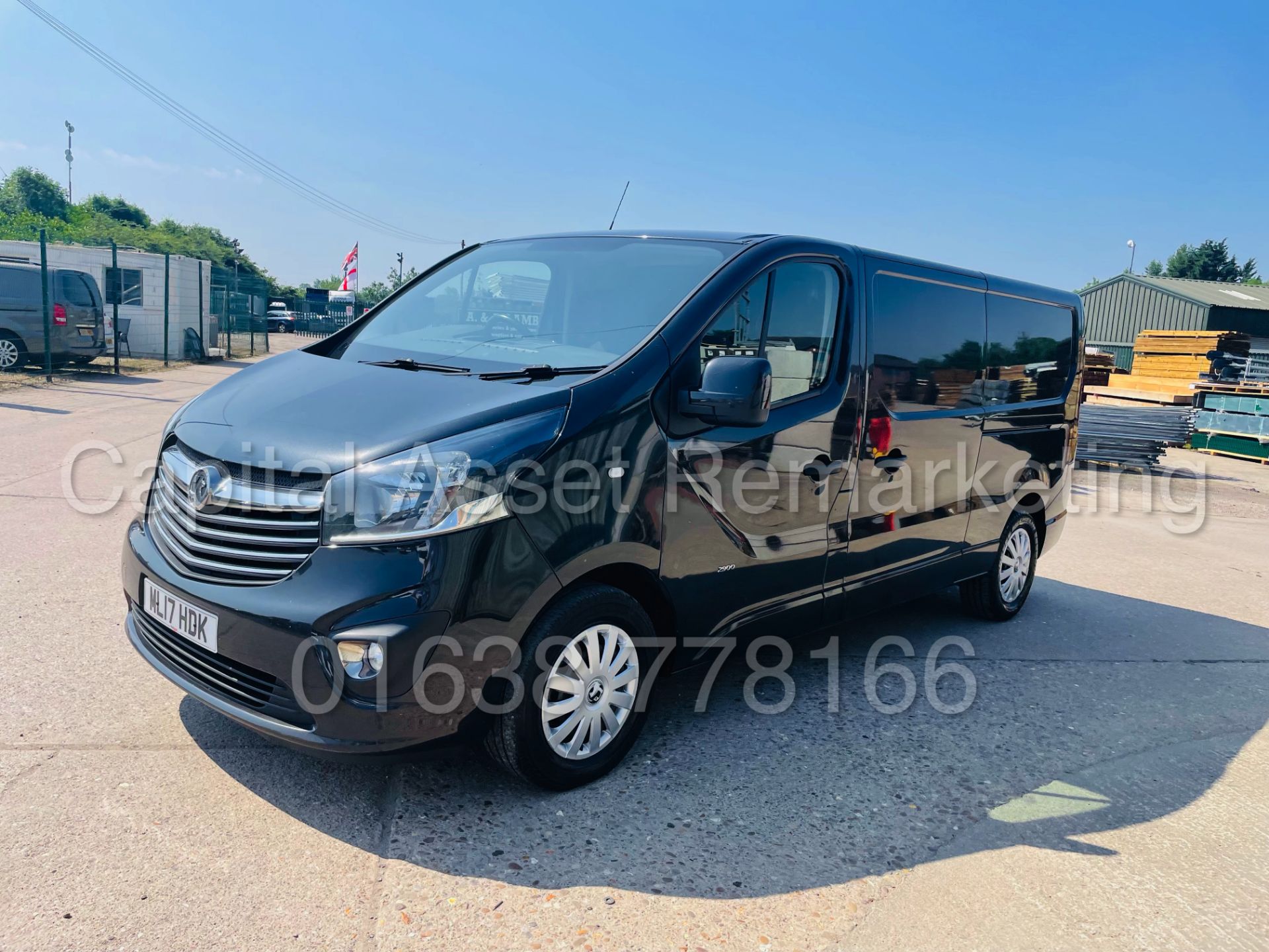 (On Sale) VAUXHALL VIVARO 2900 *SPORTIVE* LWB-PANEL VAN (2017 -EURO 6) '1.6 CDTI - STOP/START' *A/C* - Image 3 of 41