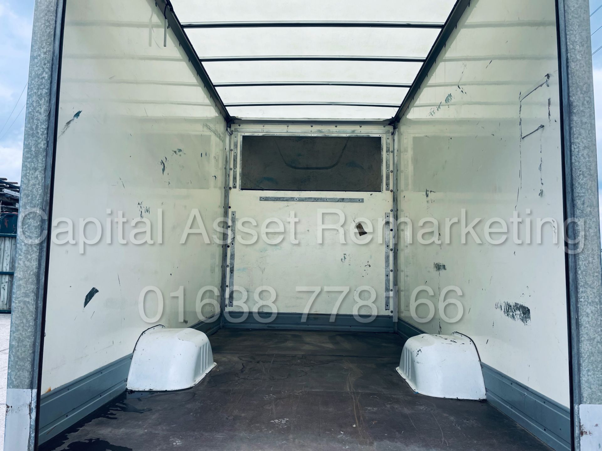 PEUGEOT BOXER *LWB - LOW LOADER / LUTON BOX VAN* (2018 - EURO 6) '2.0 BLUE HDI - 6 SPEED' *U-LEZ* - Image 24 of 41