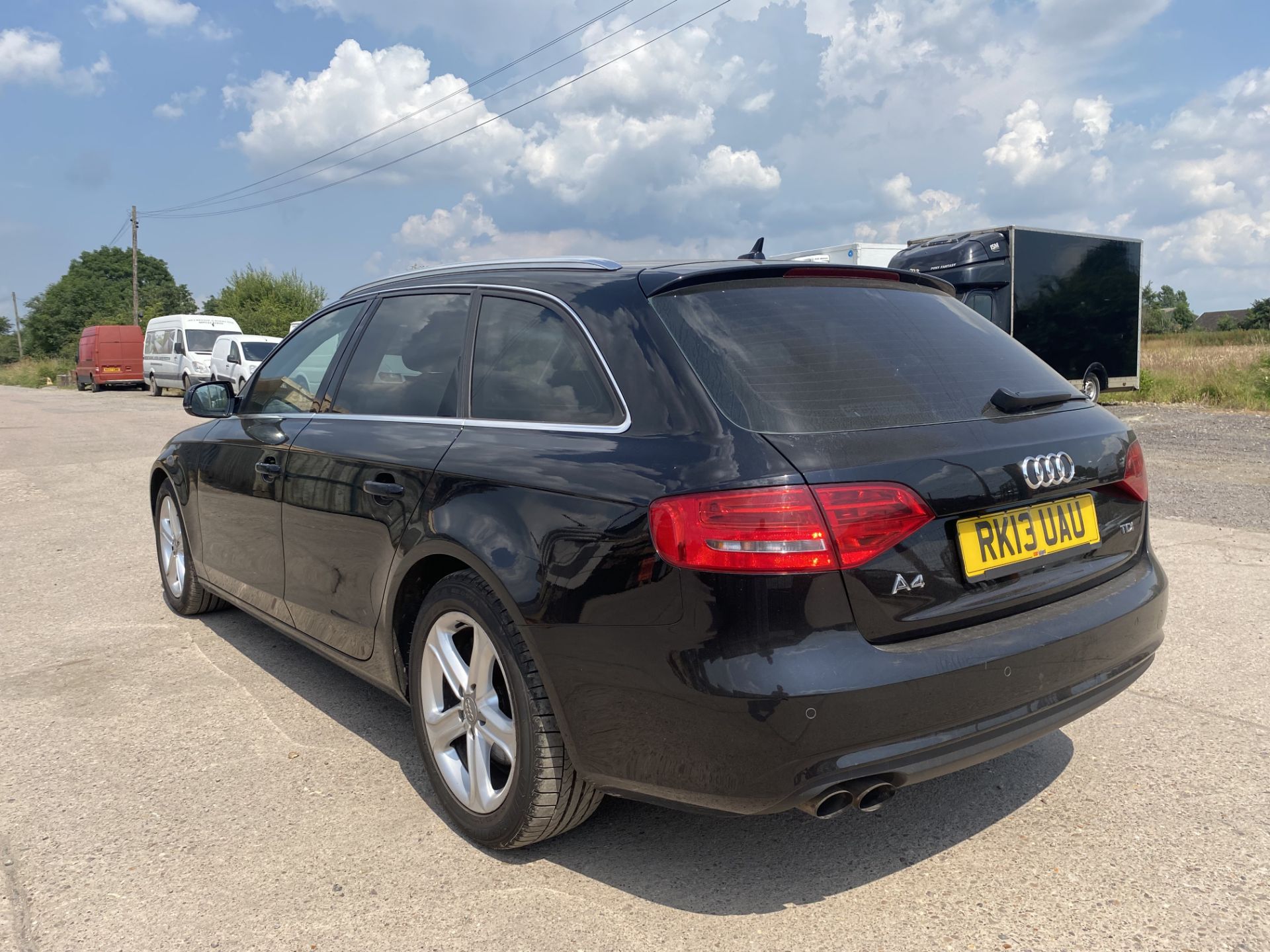 AUDI A4 2.0TDI (140) TECHNIK AVANT ESTATE - 13 REG - LEATHER - SAT NAV - HUGE SPEC - LOOK!!! - Image 6 of 21