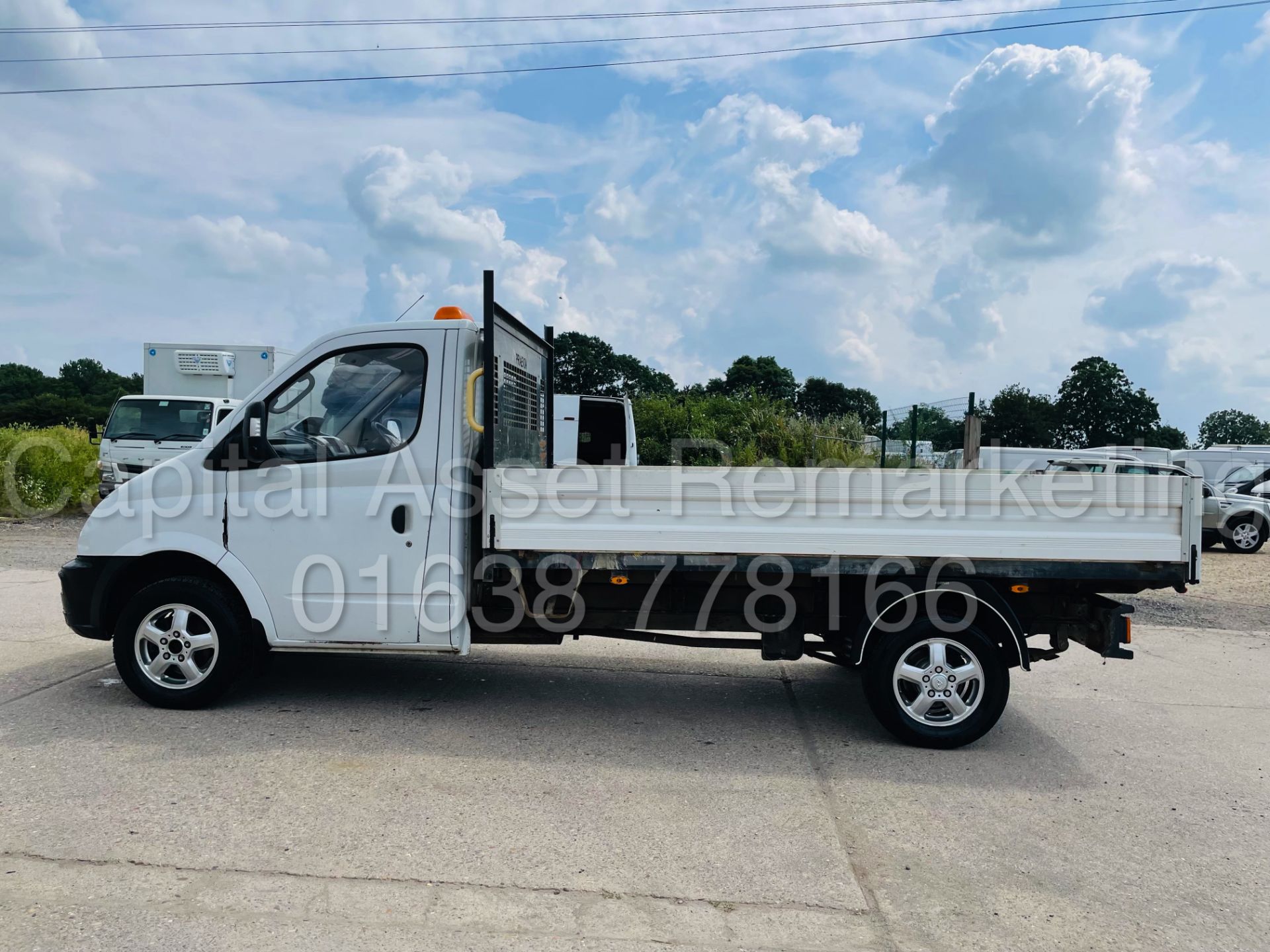 (ON SALE) LDV V80 *LWB DROPSIDE* (2018-EURO 6) '2.5 DIESEL -133 BHP- 6 SPEED *A/C* (1 OWNER) *U-LEZ* - Image 4 of 39