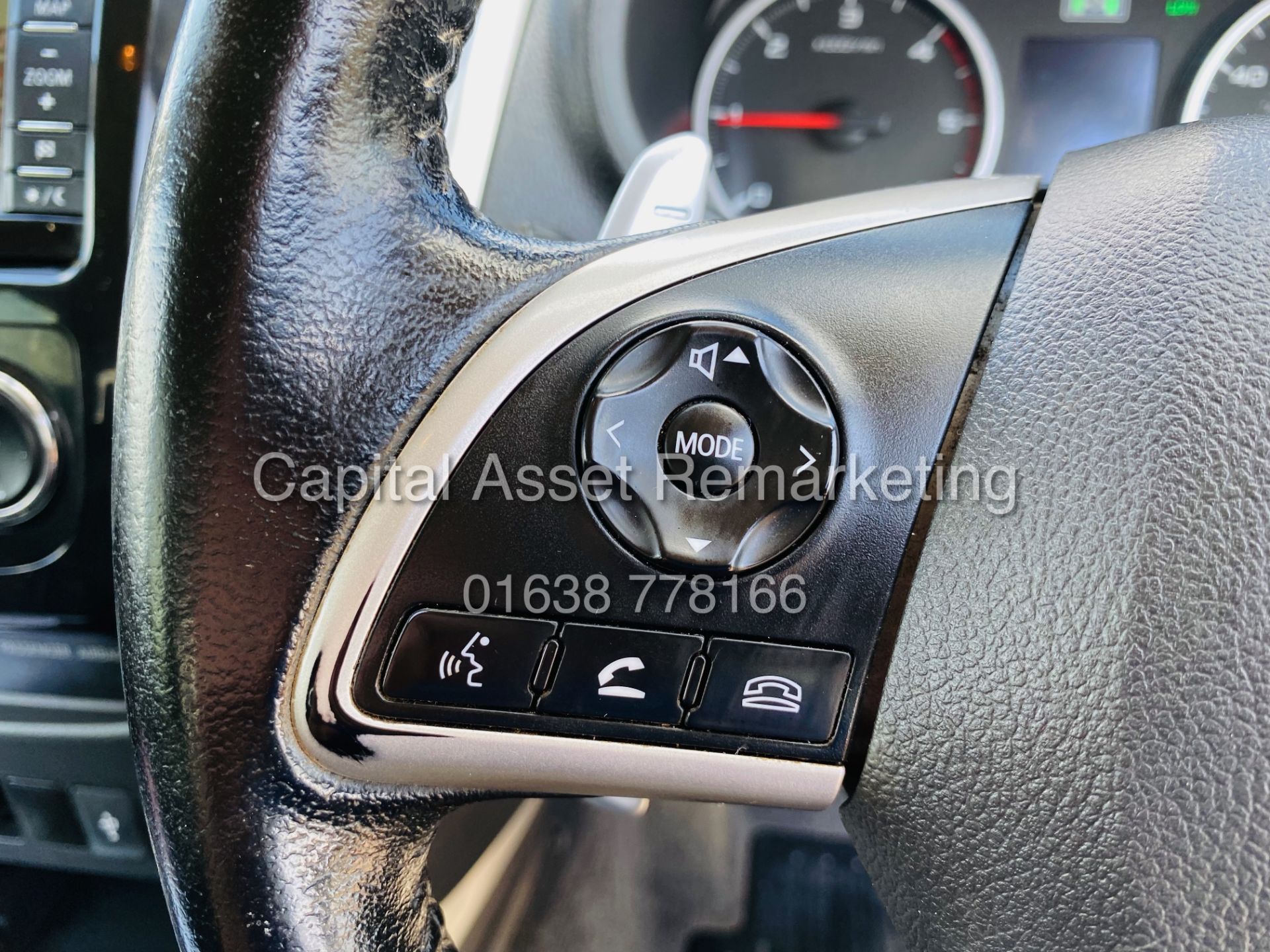 (On Sale) MITSUBISHI L200 "BARBARIAN" (2016) AUTO D/CAB - NEW SHAPE - LEATHER - SAT NAV - NO VAT !! - Image 24 of 29