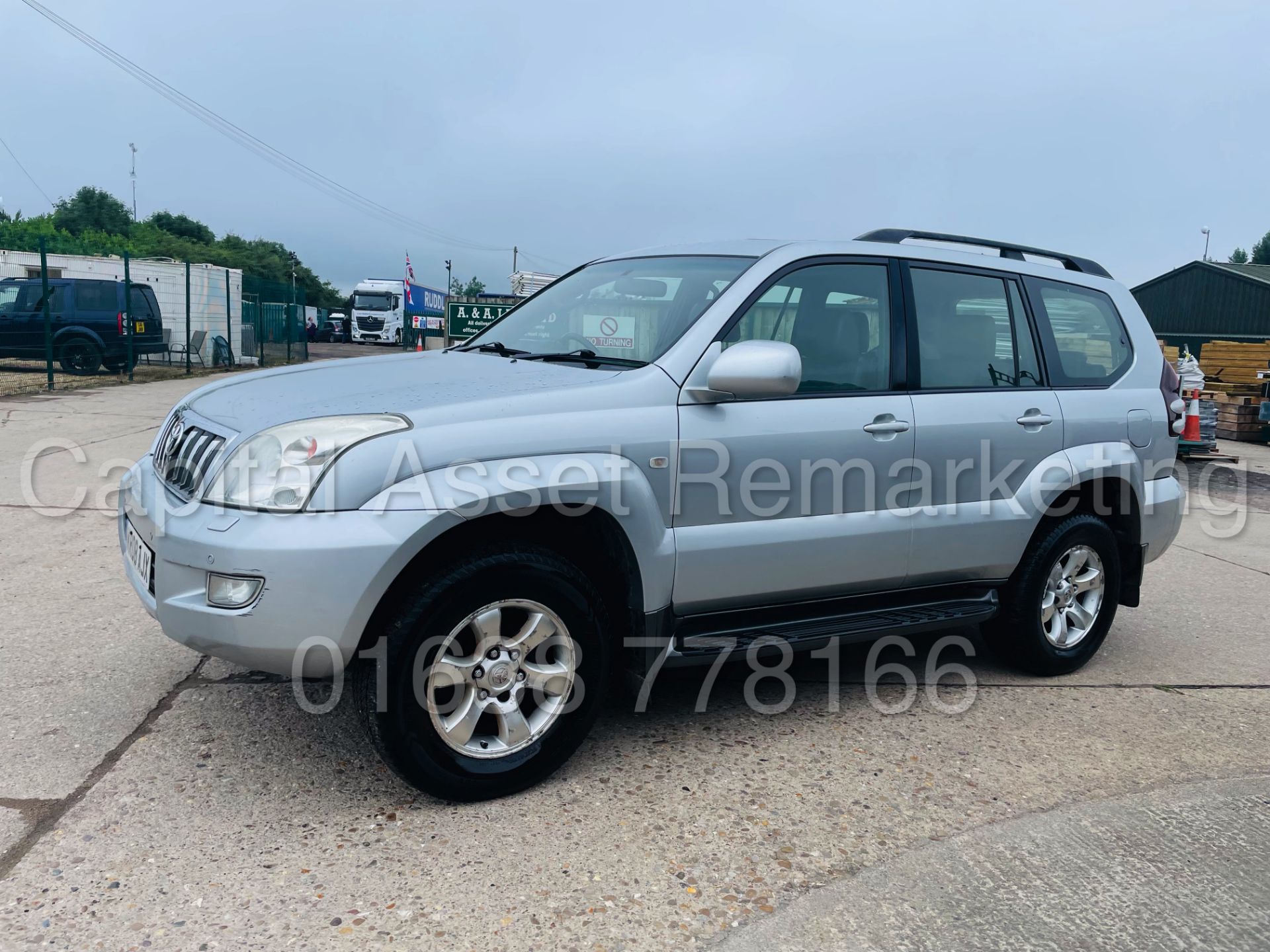 (On Sale) TOYOTA LAND CRUISER *LC4 EDITION* 8 SEATER SUV (2008) '3.0 D-4D-AUTO' *HUGE SPEC* (NO VAT) - Image 7 of 56
