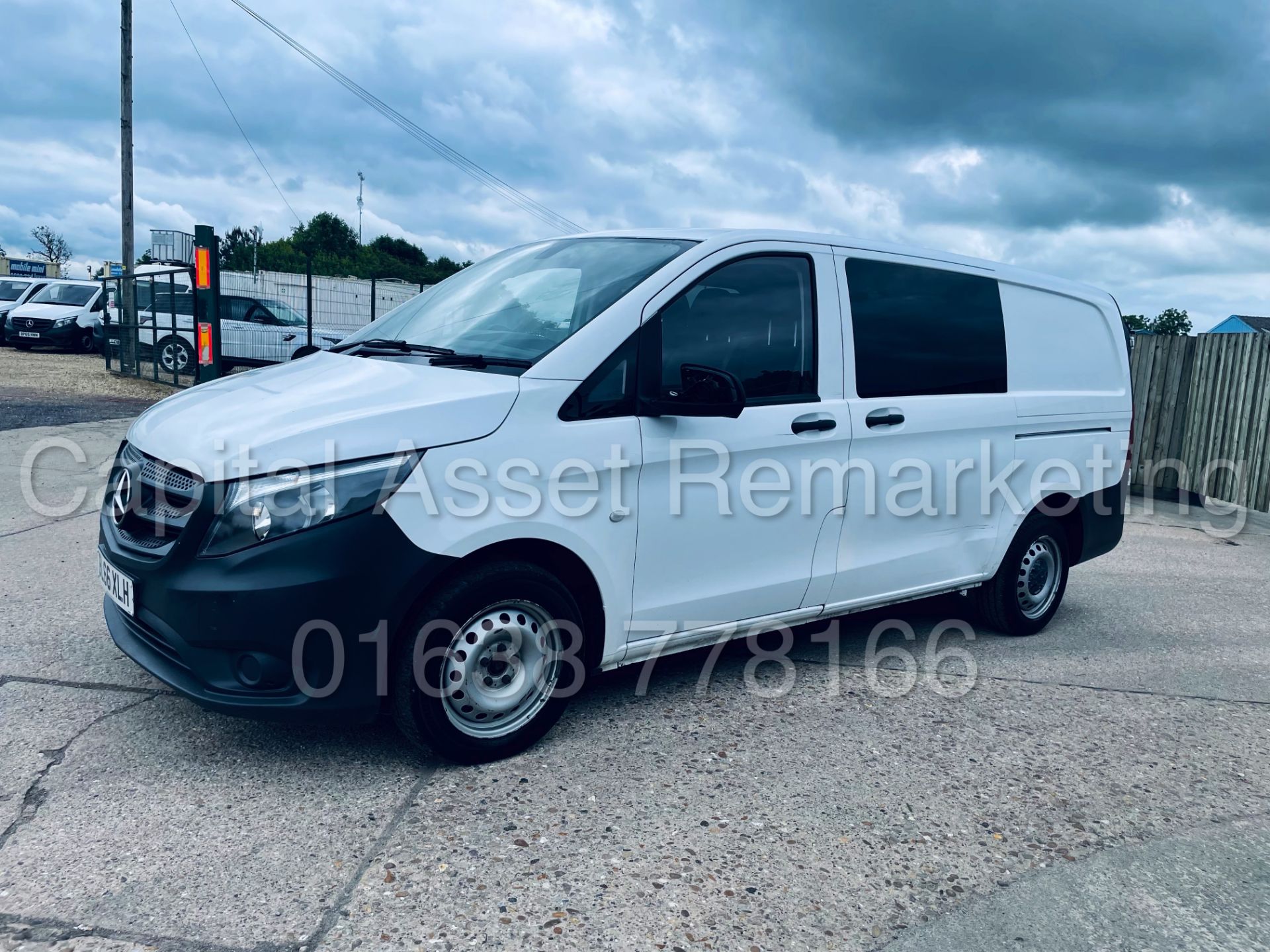 MERCEDES-BENZ VITO *LWB - PANEL VAN / 9 SEATER CREW VAN* (2017 - EURO 6) '6 SPEED - CRUISE CONTROL' - Image 4 of 34