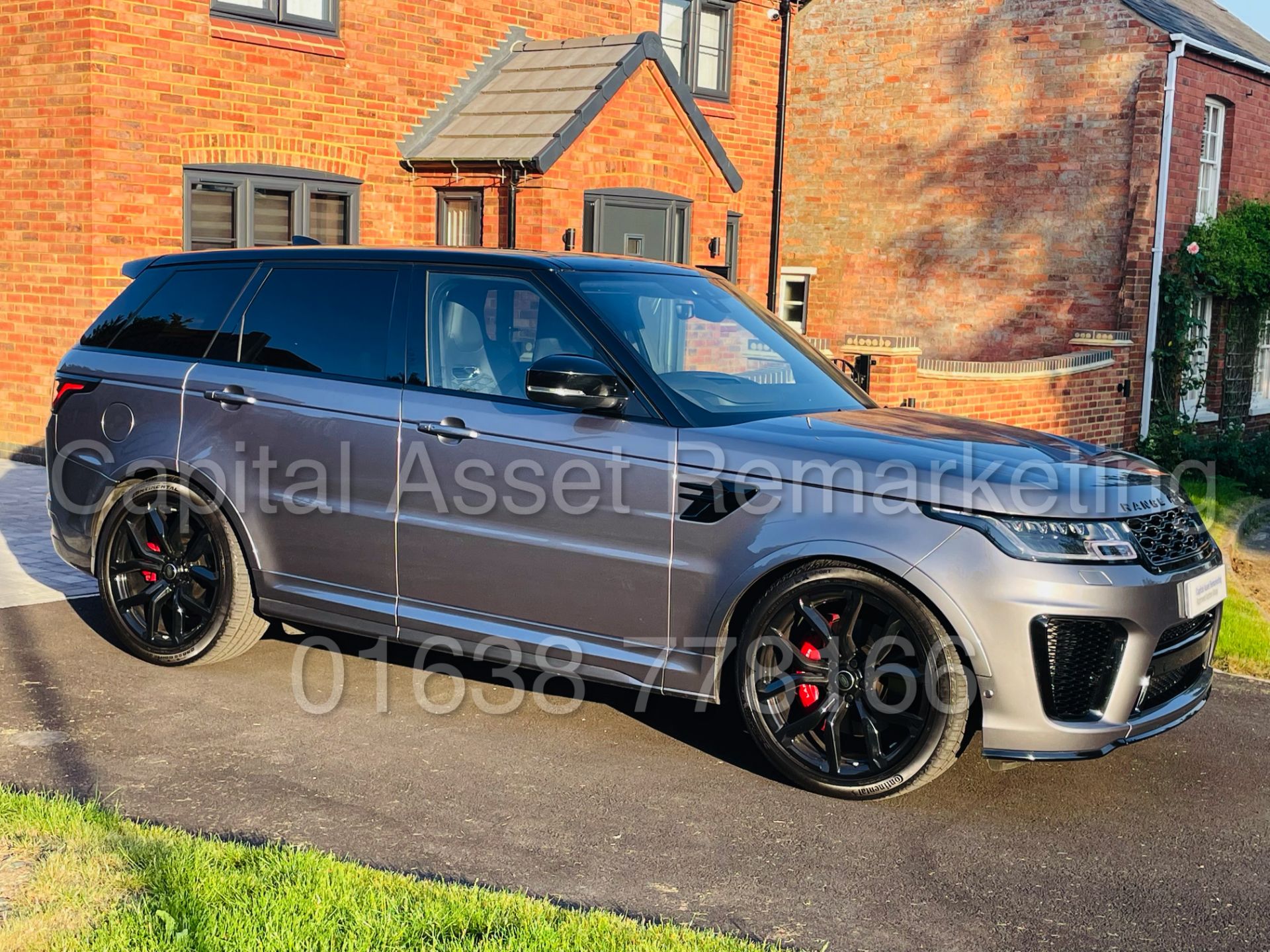 RANGE ROVER SPORT *SVR* SUV (2021 - NEW MODEL) '5.0 V8 - 575 BHP - AUTO' **ULTIMATE SPEC** - Image 11 of 72