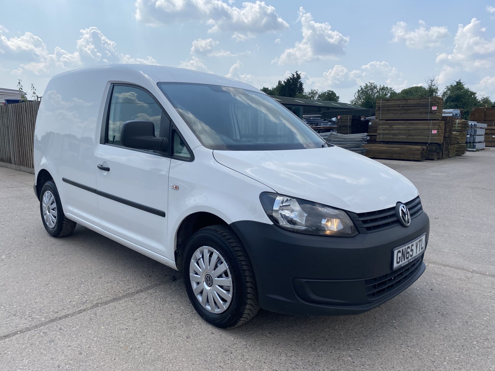 VOLKSWAGEN CADDY C20 1.6TDI (2016 MODEL) AIR CON - SLD - 1 KEEPER - NO VAT!!! - LOOK!!!