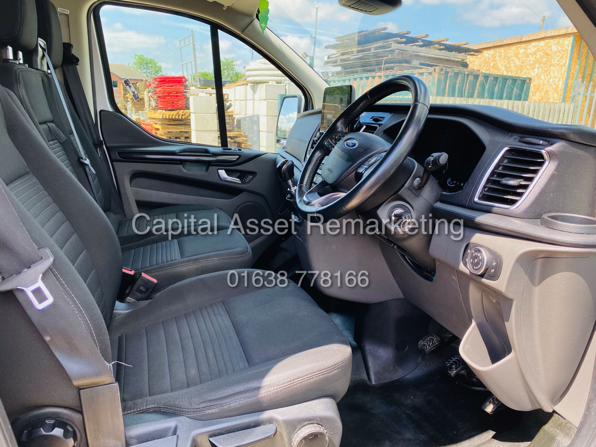 FORD TRANSIT CUSTOM 2.0TDCI (130) LIMITED "SWB" 300 - 19 REG - 1 OWNER - AIR CON - ALLOYS- HUGE SPEC - Image 12 of 21