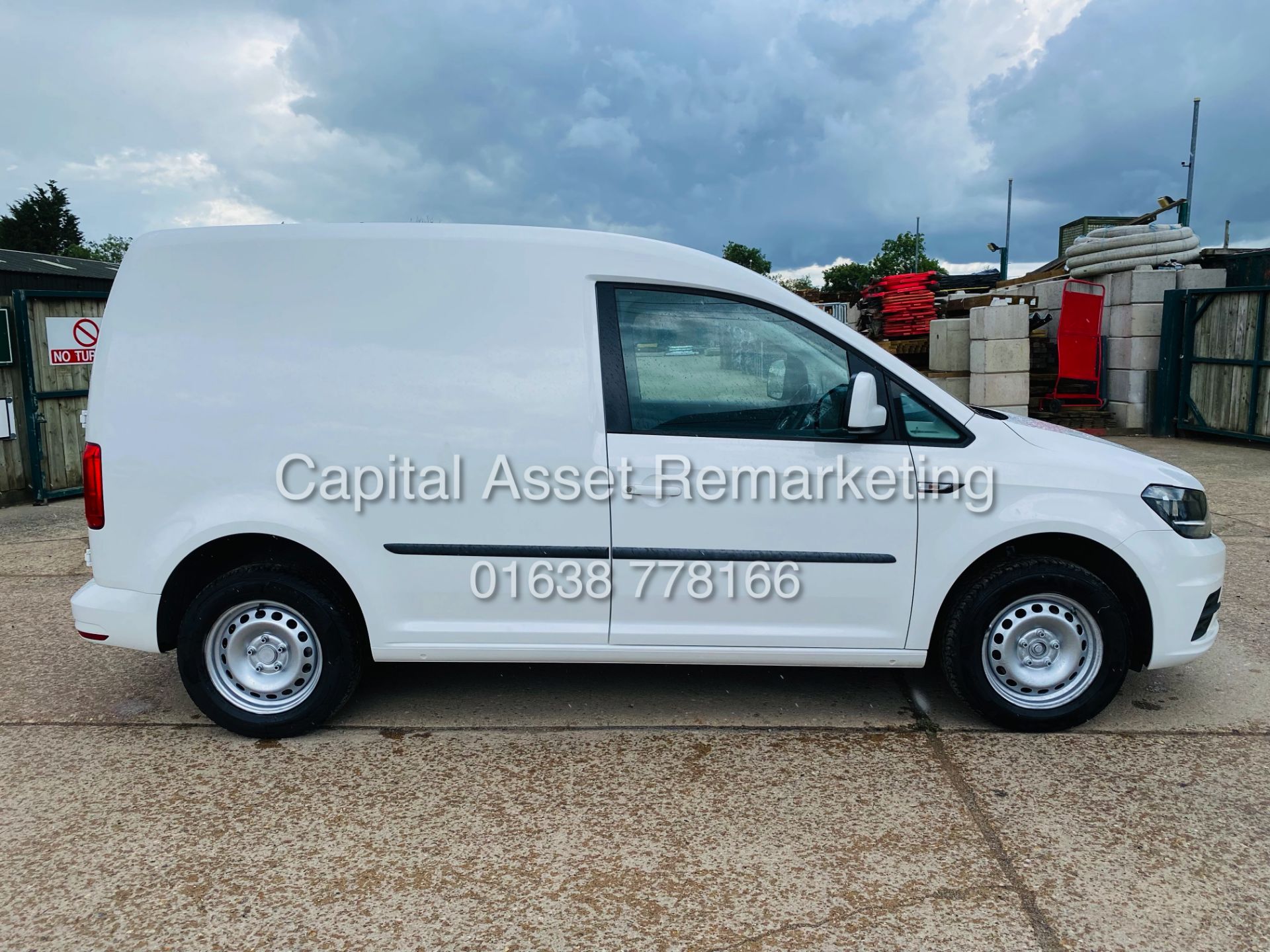 (On Sale) VOLKSWAGEN CADDY 2.0TDI "TRENDLINE" 1 OWNER (2019) EURO 6 - STOP / START / AIR CON - Image 8 of 23