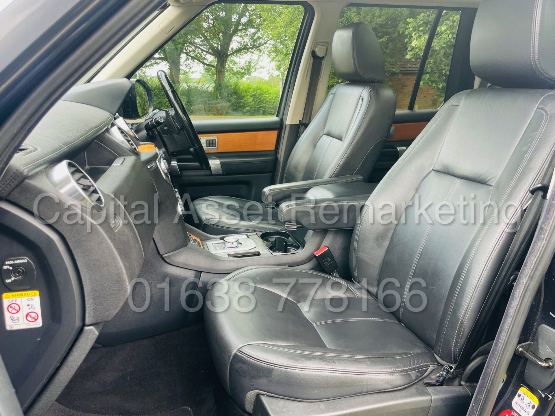 LAND ROVER DISCOVERY 4 *HSE* 7 SEATER SUV (2014 - NEW MODEL) '3.0 SDV6 - 255 BHP - 8 SPEED AUTO' - Image 26 of 61