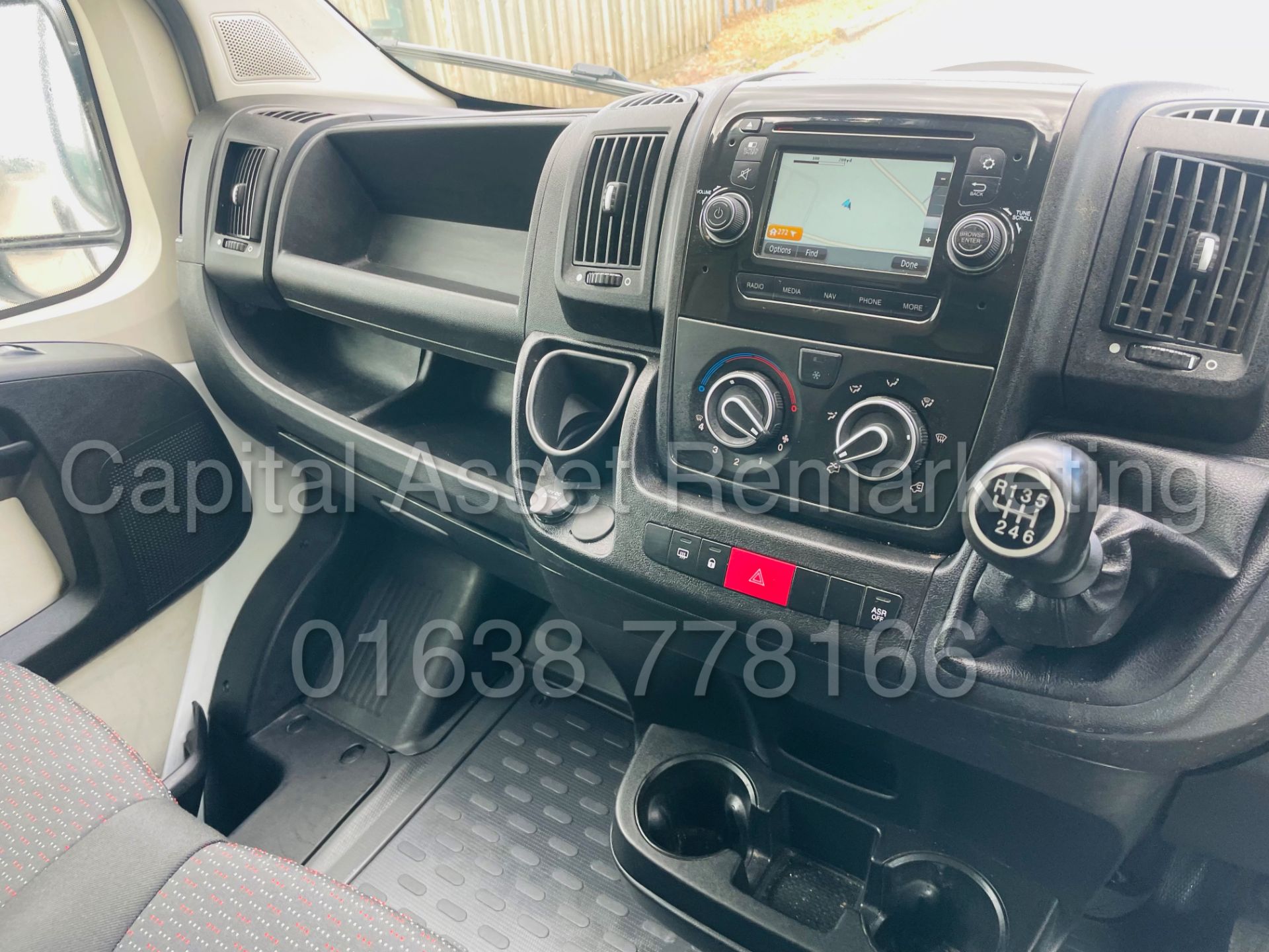 ON SALE PEUGEOT BOXER *PROFESSIONAL* LWB HI-ROOF (2018 - EURO 6) '2.0 BLUE HDI - 6 SPEED' *A/C & NAV - Image 35 of 44