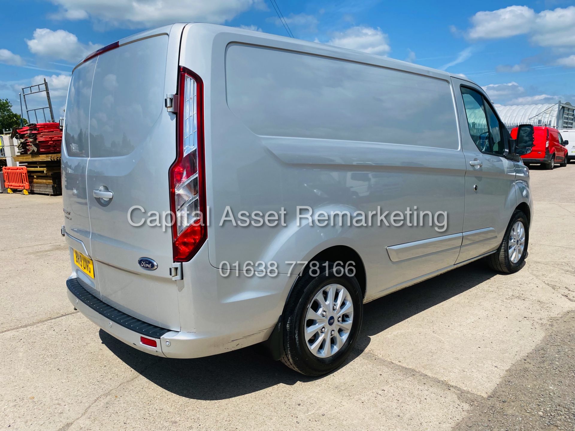 FORD TRANSIT CUSTOM 2.0TDCI (130) LIMITED "SWB" 300 - 19 REG - 1 OWNER - AIR CON - ALLOYS- HUGE SPEC - Image 9 of 21