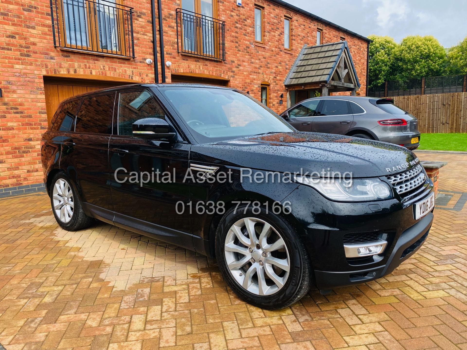 (ON SALE) RANGE ROVER SPORT 3.0 "SDV6" HSE 'AUTO' (16 REG) 1 OWNER FSH - PAN ROOF - BLACK -HUGE SPEC - Image 2 of 39