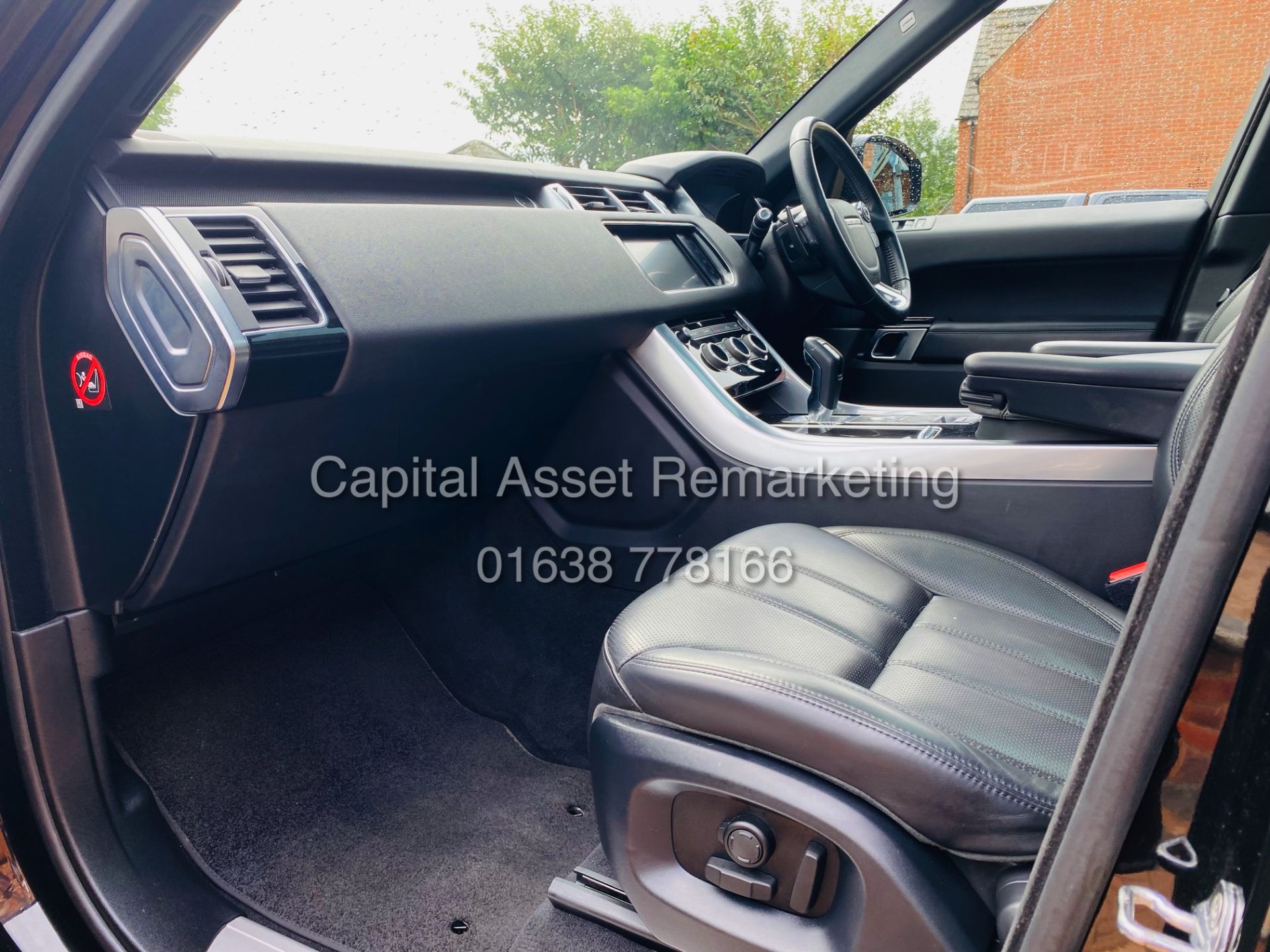 (ON SALE) RANGE ROVER SPORT 3.0 "SDV6" HSE 'AUTO' (16 REG) 1 OWNER FSH - PAN ROOF - BLACK -HUGE SPEC - Image 25 of 39