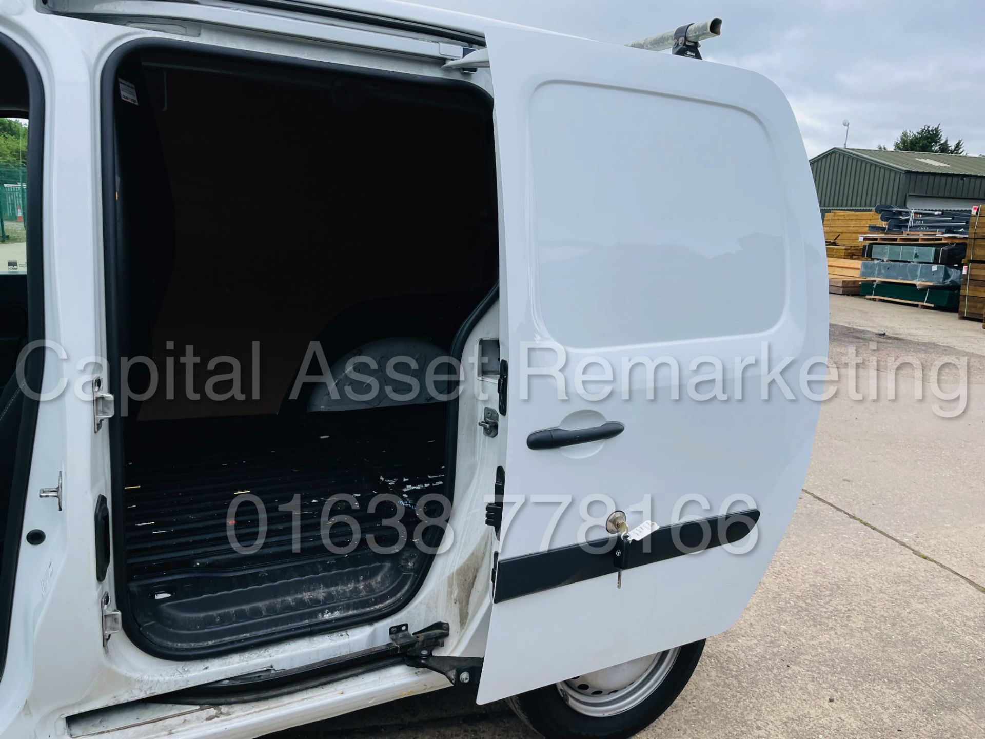 MERCEDES-BENZ CITAN 109 CDI *LWB - PANEL VAN* (2018 - EURO 6) *CRUISE CONTROL* (1 OWNER) *LOW MILES* - Image 20 of 37