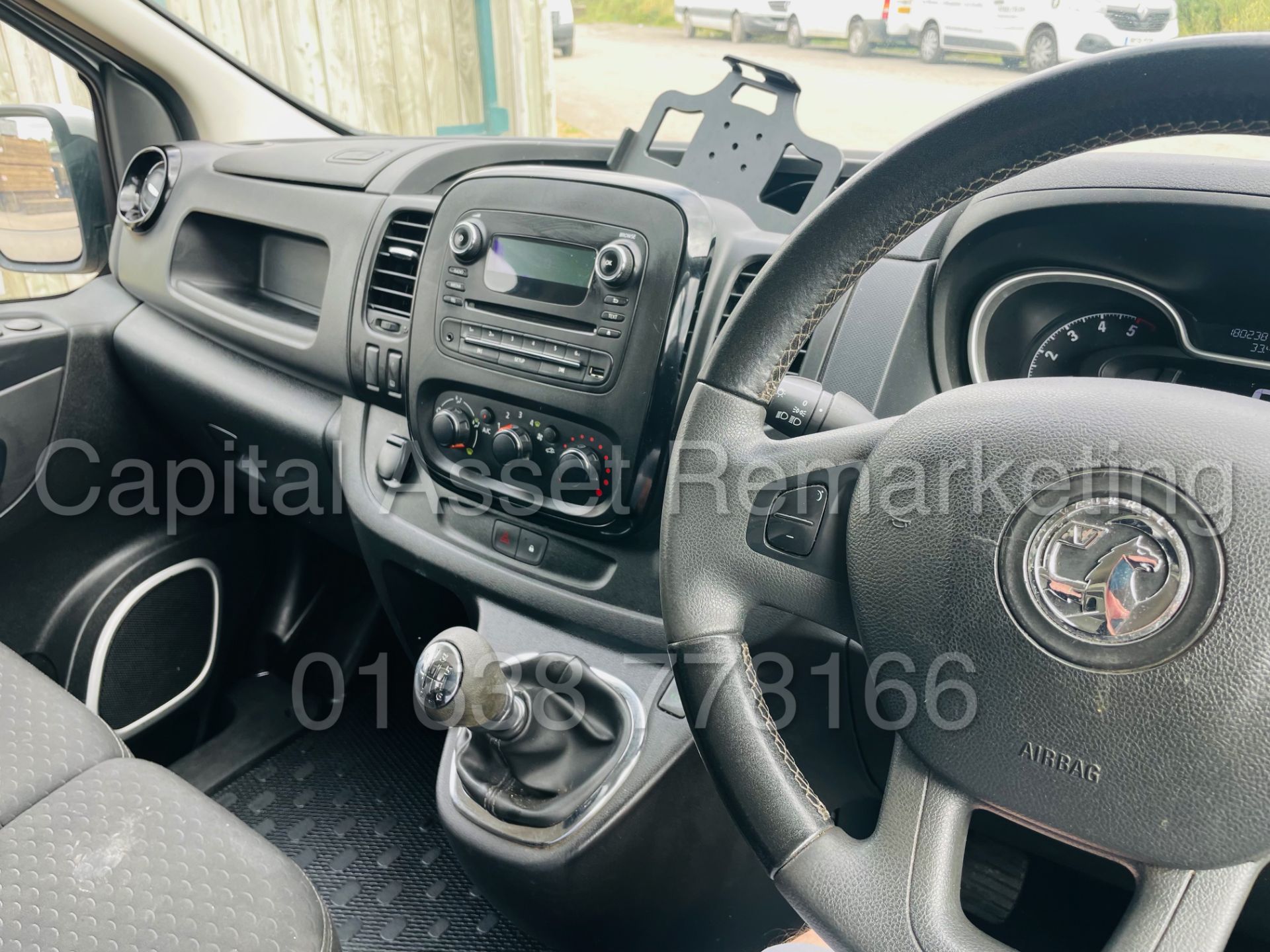 VAUXHALL VIVARO *SPORT EDITION* PANEL VAN (2017 - EURO 6) '1.6 CDTI - 123 BHP - 6 SPEED' (1 OWNER) - Image 32 of 43