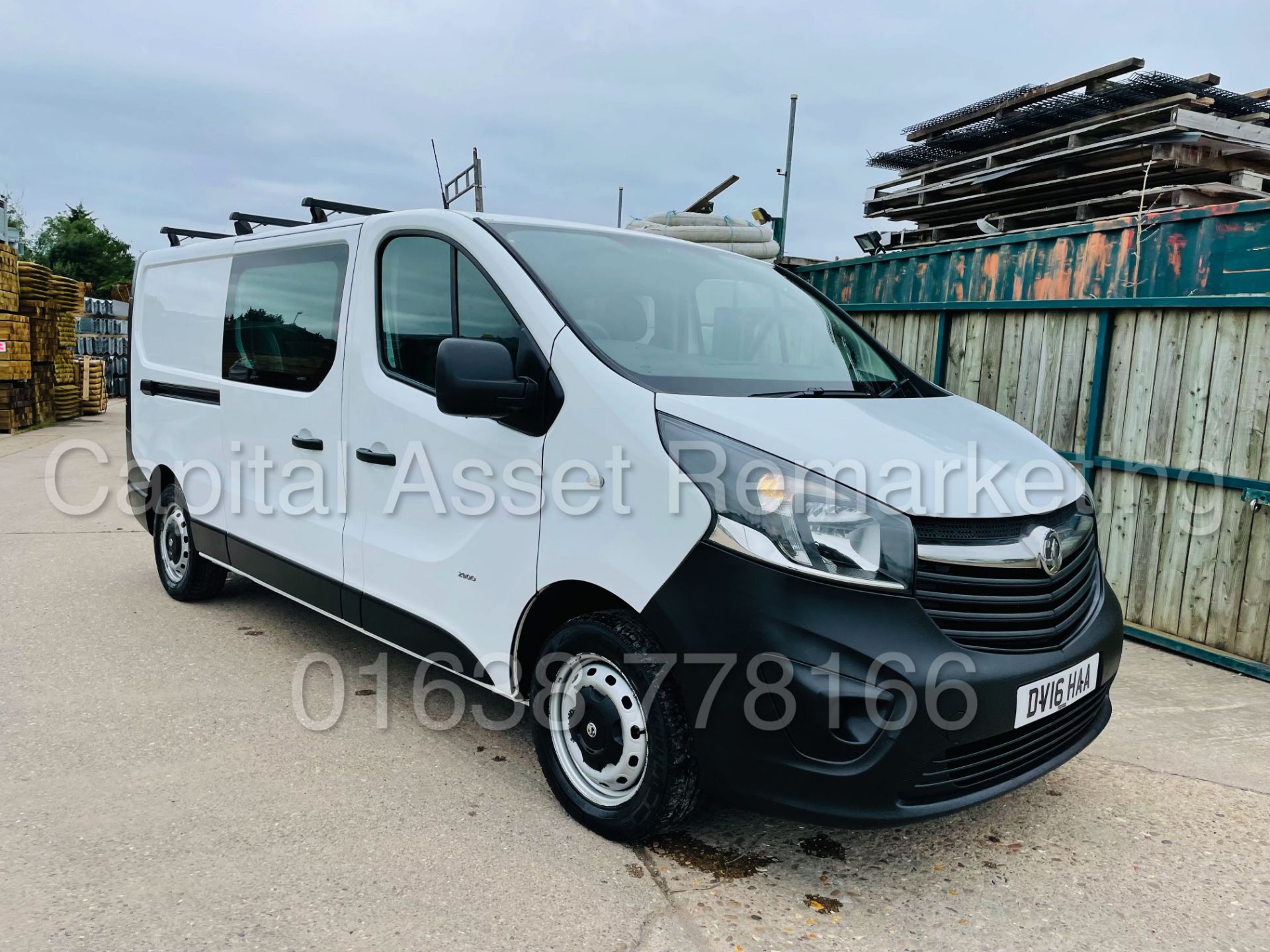 VAUXHALL VIVARO 2900 *LWB - 6 SEATER CREW VAN* (2016 - NEW MODEL) '1.6 CDTI - 115 BHP - 6 SPEED' - Image 3 of 45