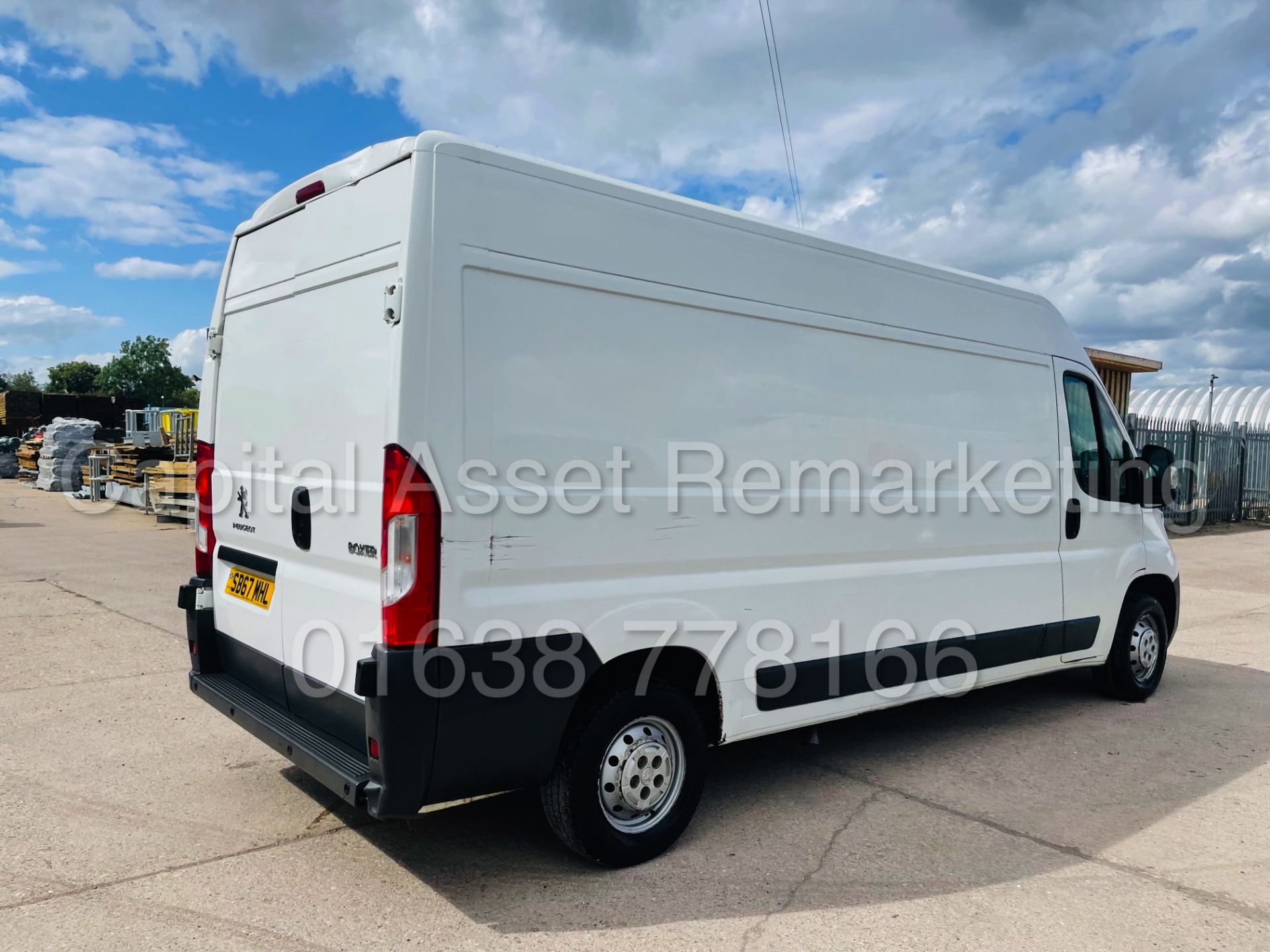 ON SALE PEUGEOT BOXER *PROFESSIONAL* LWB HI-ROOF (2018 - EURO 6) '2.0 BLUE HDI - 6 SPEED' *A/C & NAV - Image 12 of 44