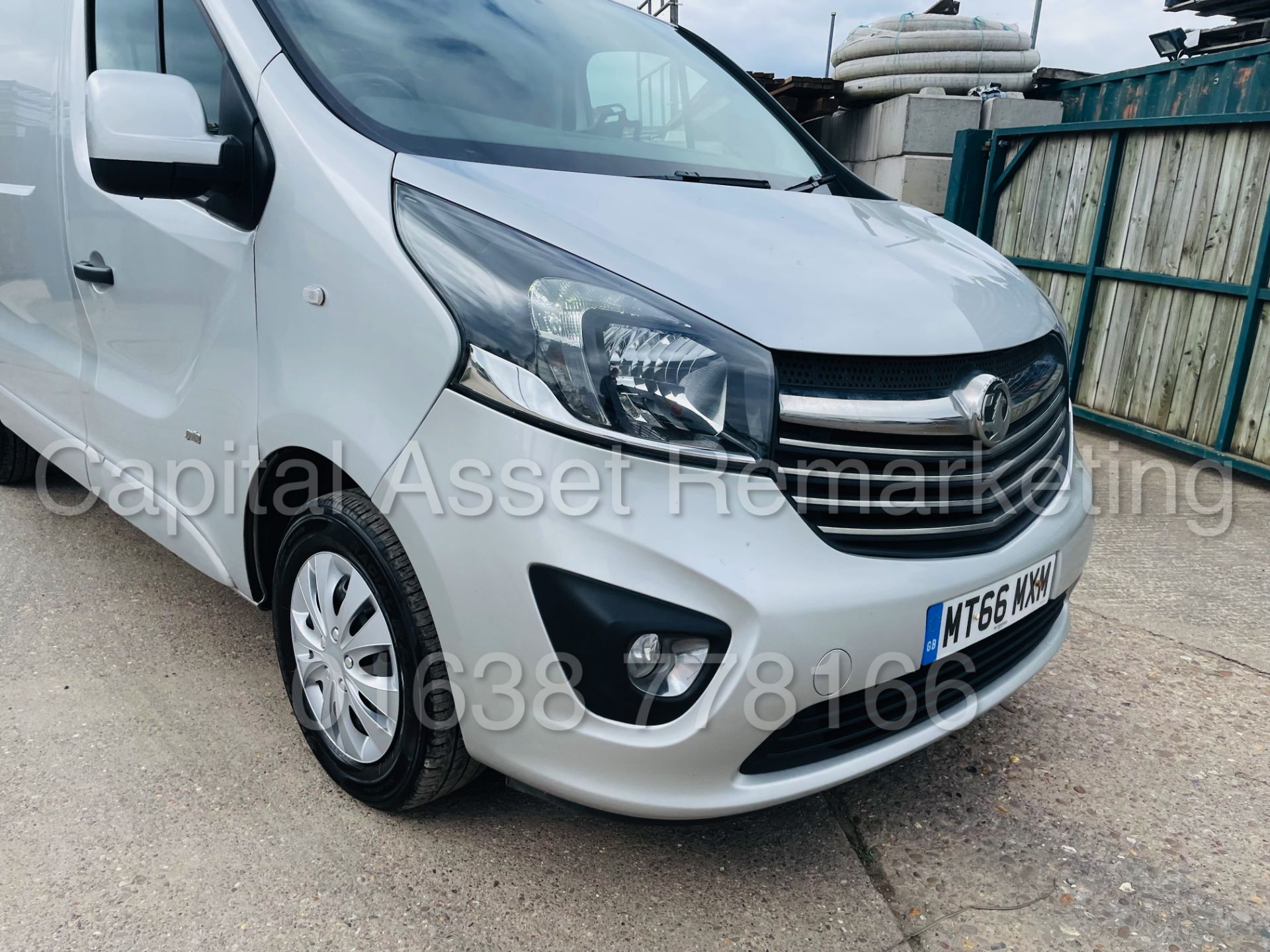 VAUXHALL VIVARO *SPORT EDITION* PANEL VAN (2017 - EURO 6) '1.6 CDTI - 123 BHP - 6 SPEED' (1 OWNER) - Image 15 of 43