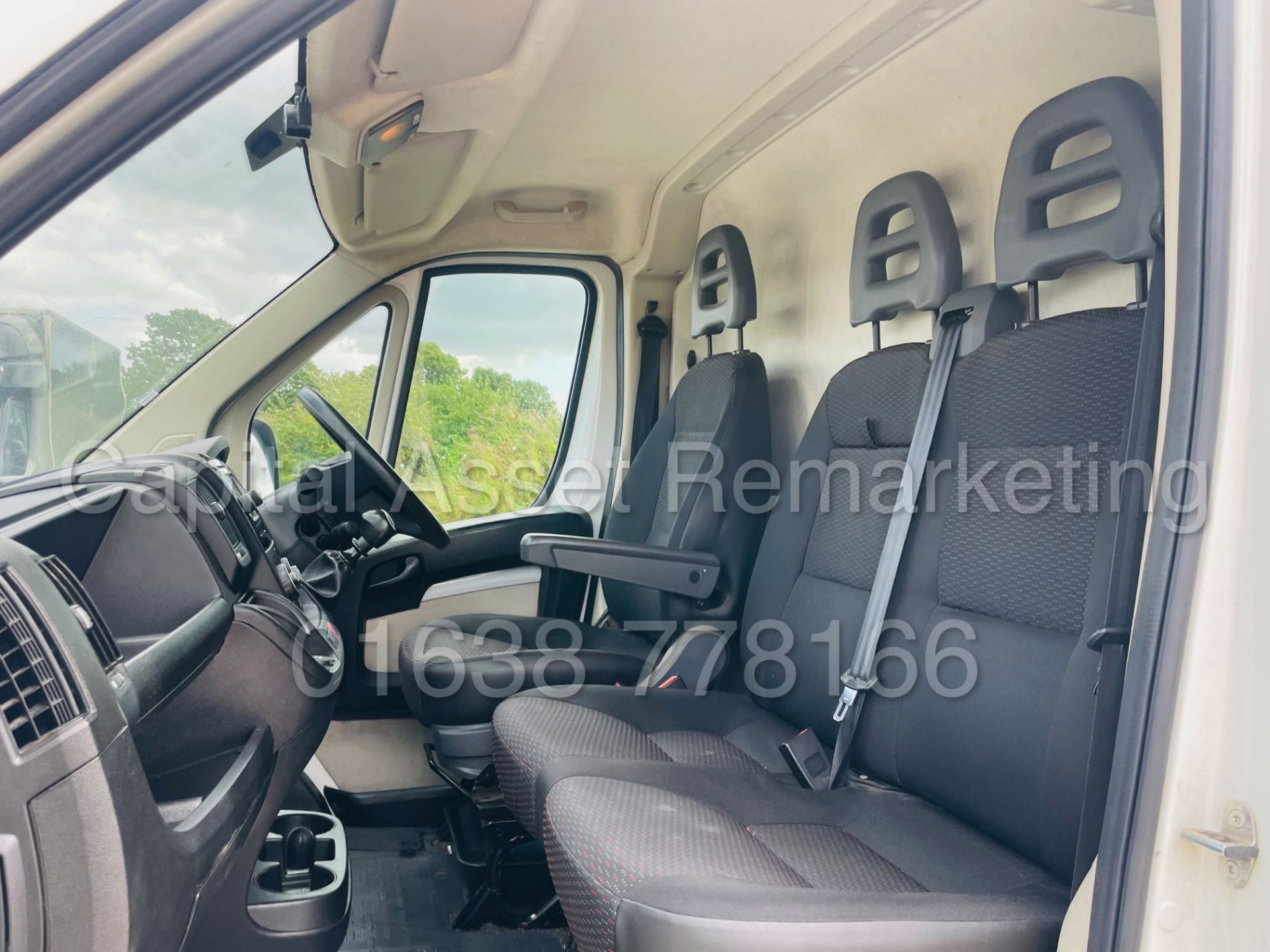 ON SALE PEUGEOT BOXER *PROFESSIONAL* LWB HI-ROOF (2018 - EURO 6) '2.0 BLUE HDI - 6 SPEED' *A/C & NAV - Image 22 of 44