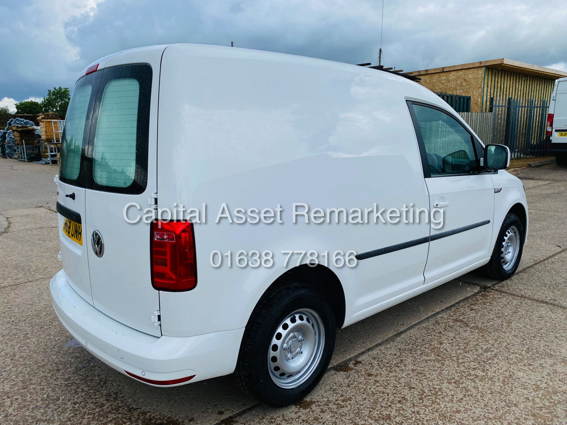 (On Sale) VOLKSWAGEN CADDY 2.0TDI "TRENDLINE" 1 OWNER (2019) EURO 6 - STOP / START / AIR CON - Image 9 of 23