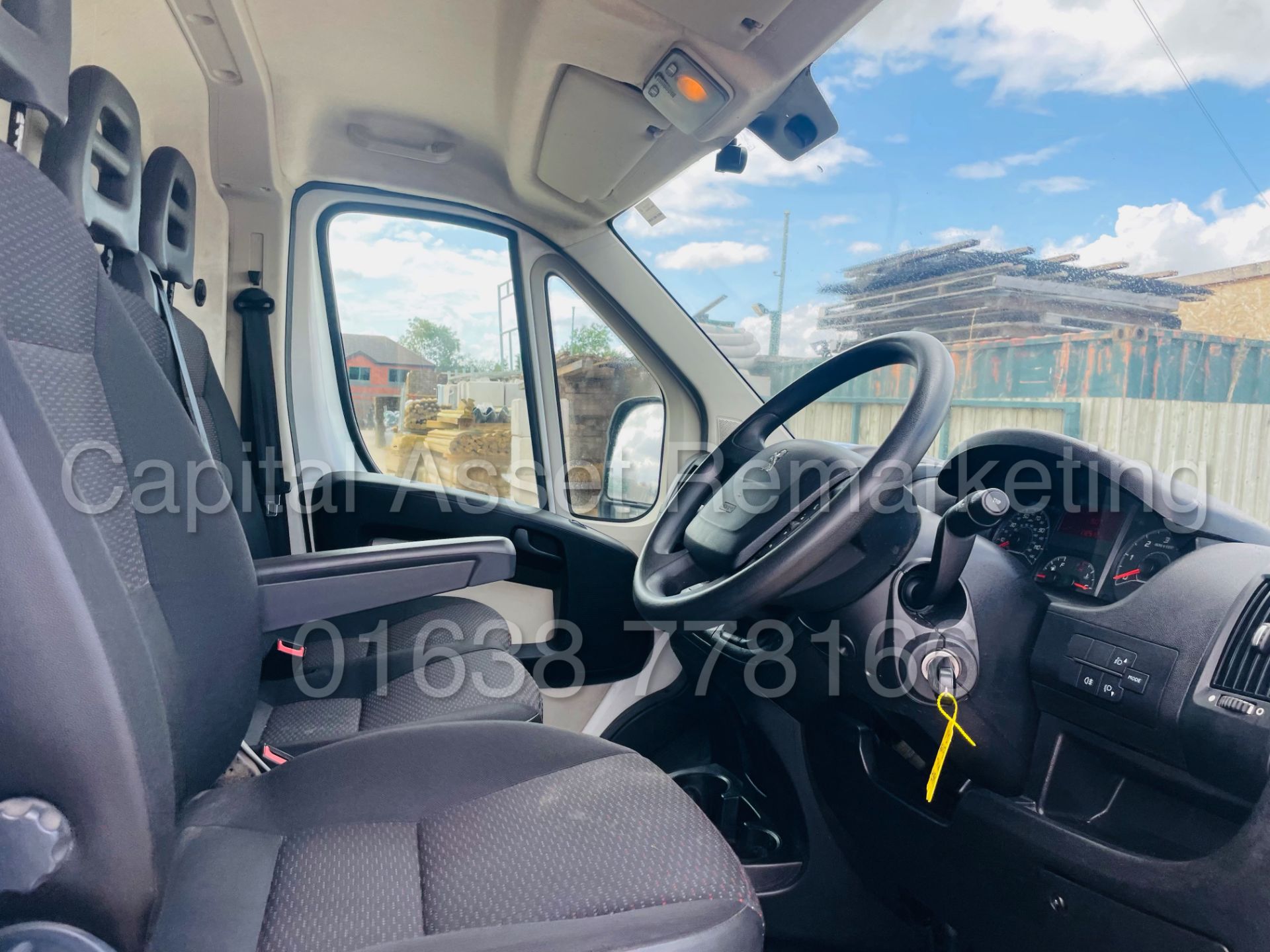 ON SALE PEUGEOT BOXER *PROFESSIONAL* LWB HI-ROOF (2018 - EURO 6) '2.0 BLUE HDI - 6 SPEED' *A/C & NAV - Image 28 of 44