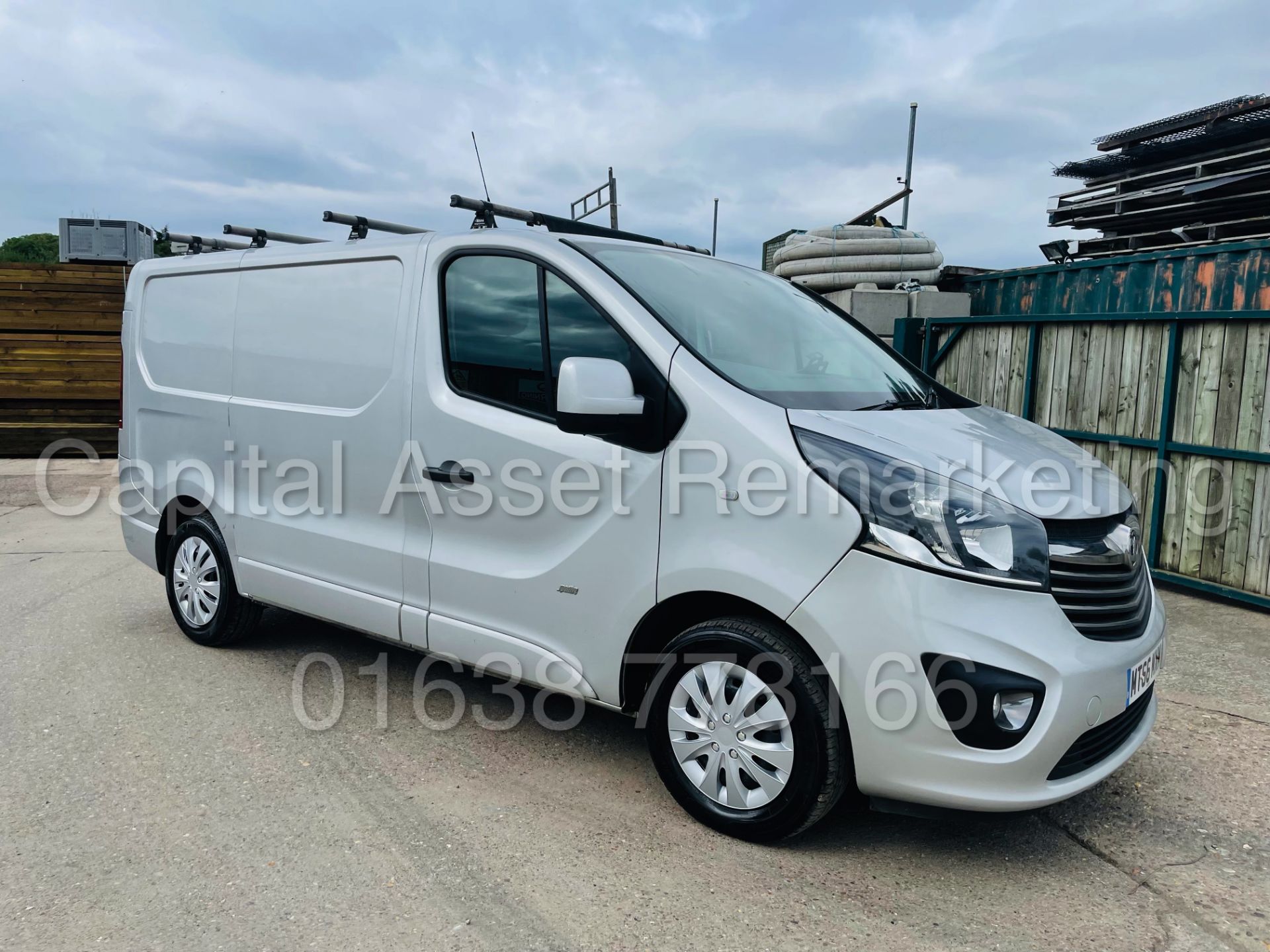 VAUXHALL VIVARO *SPORT EDITION* PANEL VAN (2017 - EURO 6) '1.6 CDTI - 123 BHP - 6 SPEED' (1 OWNER) - Image 2 of 43