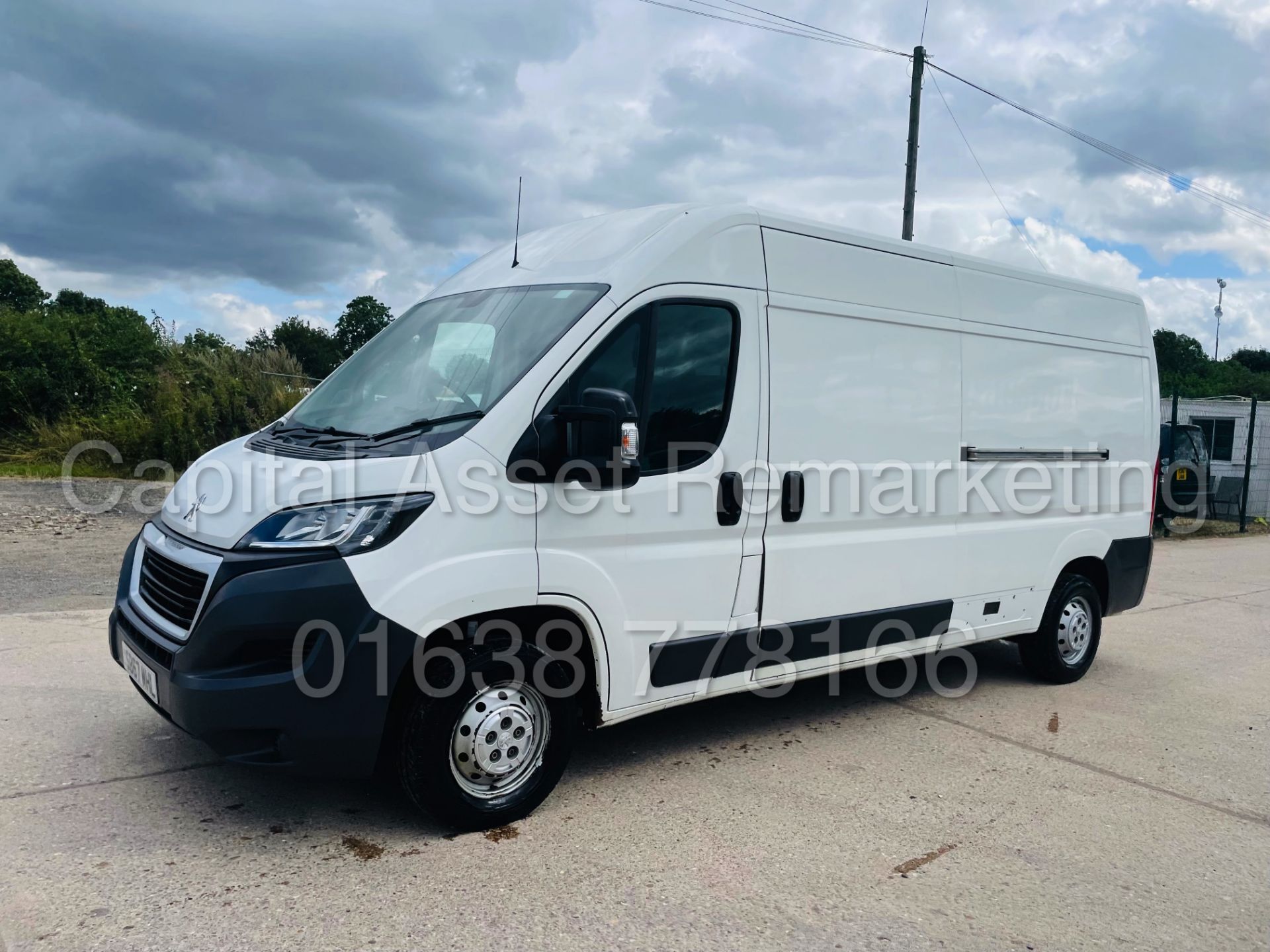 ON SALE PEUGEOT BOXER *PROFESSIONAL* LWB HI-ROOF (2018 - EURO 6) '2.0 BLUE HDI - 6 SPEED' *A/C & NAV - Image 7 of 44