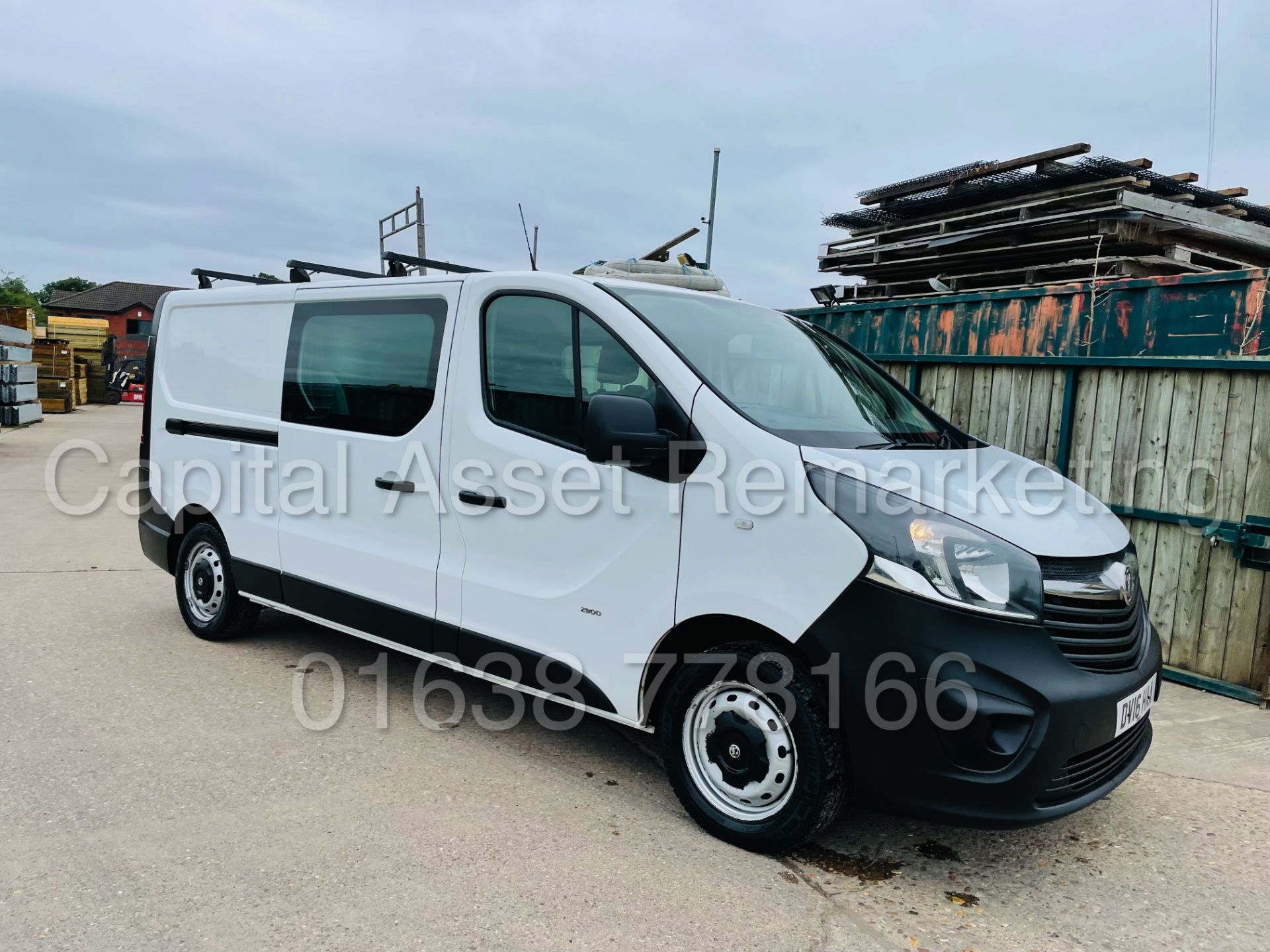 VAUXHALL VIVARO 2900 *LWB - 6 SEATER CREW VAN* (2016 - NEW MODEL) '1.6 CDTI - 115 BHP - 6 SPEED' - Image 2 of 45