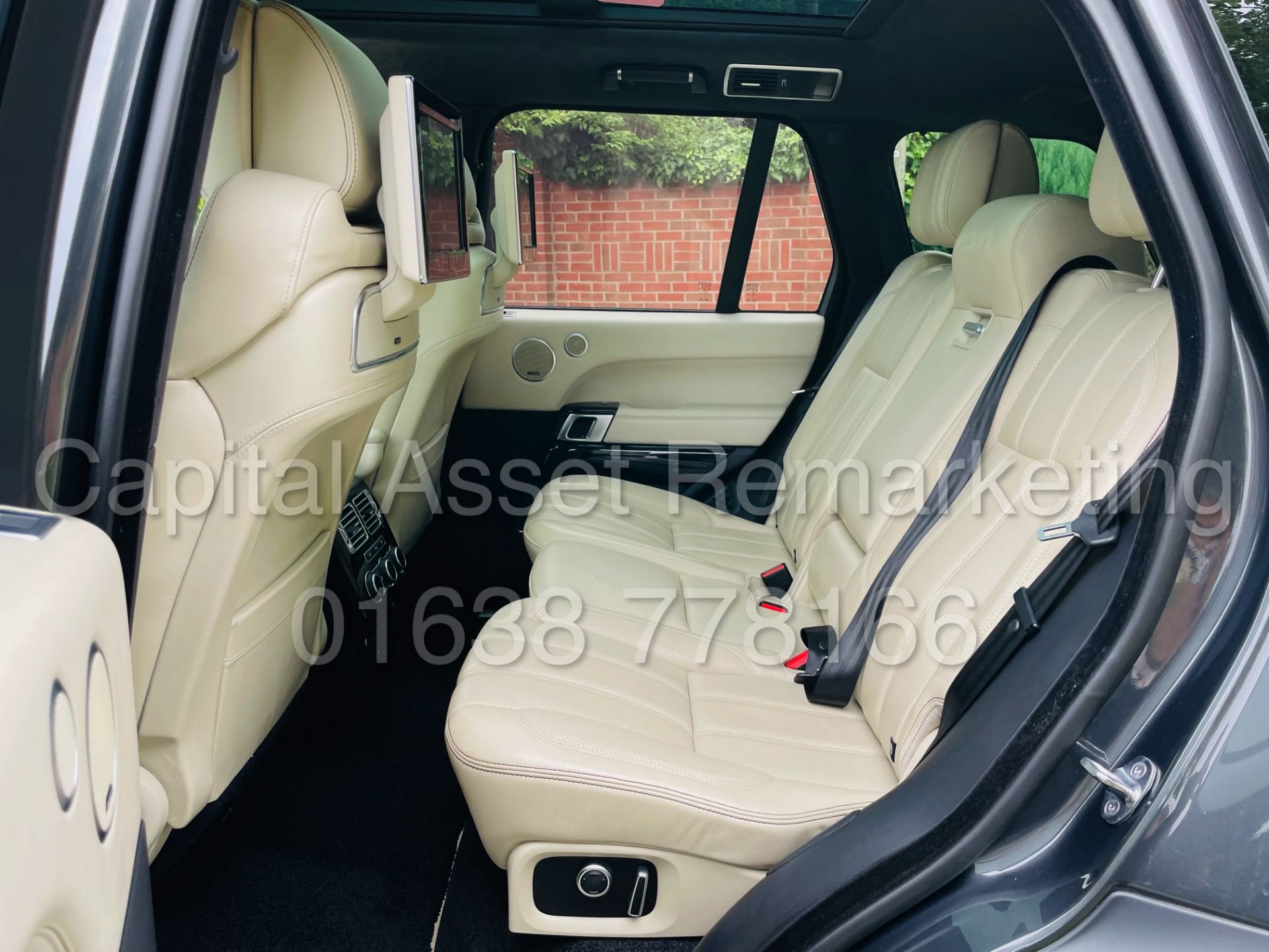 (On Sale) RANGE ROVER VOGUE *AUTOBIOGRAPHY* SUV (2016) 'SDV8 - 8 SPEED AUTO' *TOP OF THE RANGE* - Image 28 of 65