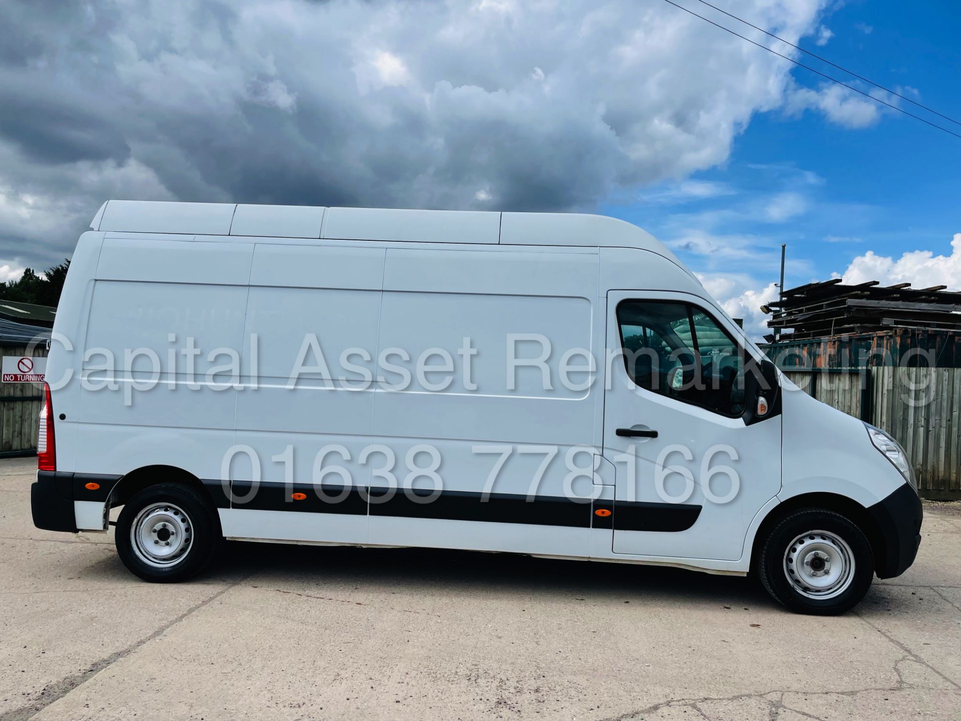 VAUXHALL MOVANO *LWB - EXTRA HI-ROOF* (2017 - EURO 6) '2.3 CDTI - 135 BHP - 6 SPEED' *TAIL-LIFT* - Image 15 of 45